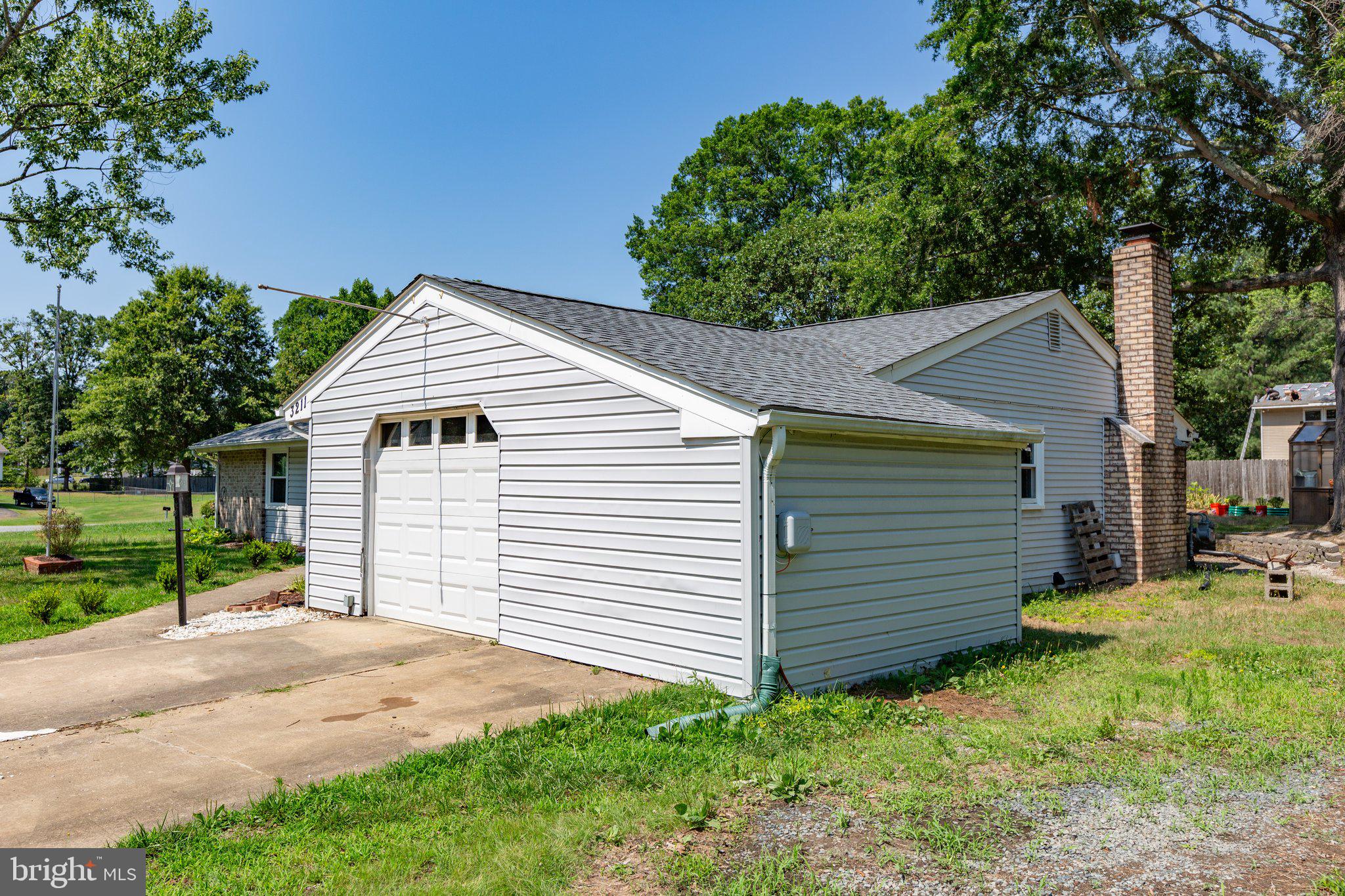 WAVERLY VILLAGE - Residential