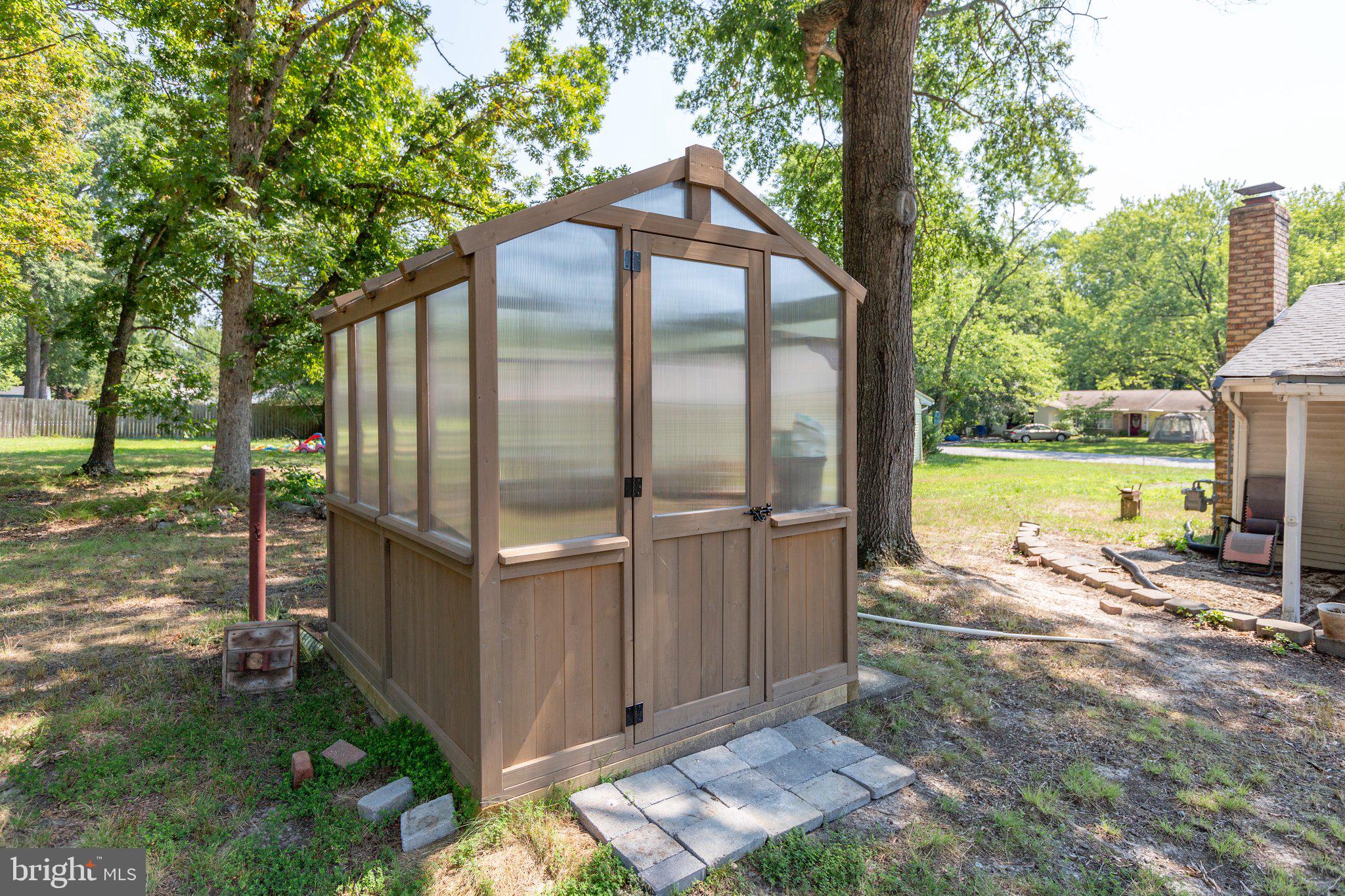 WAVERLY VILLAGE - Residential