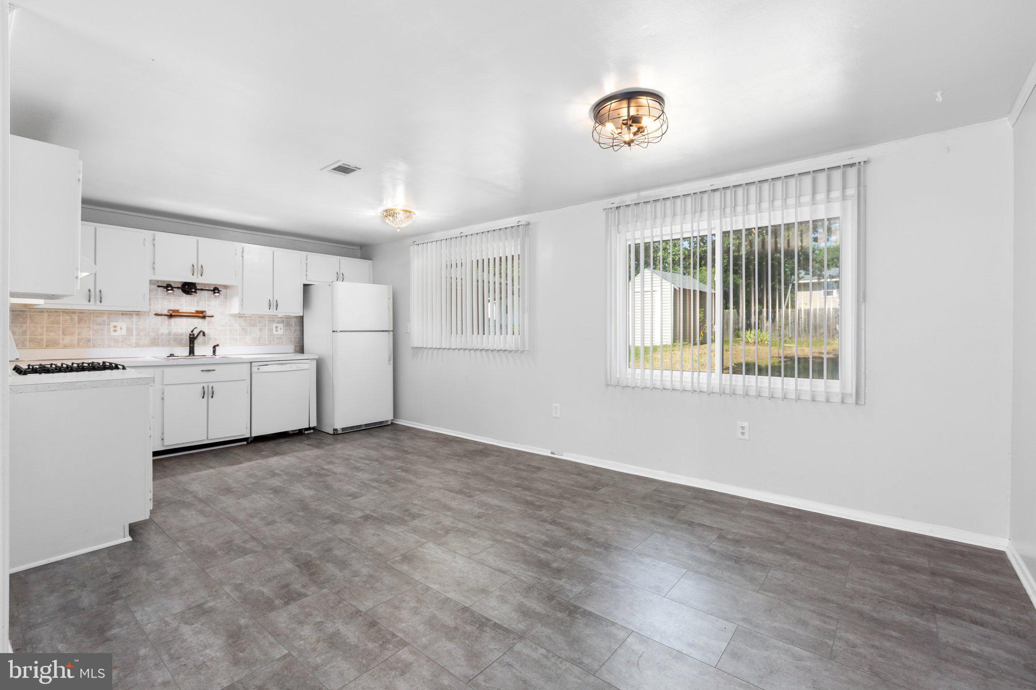 WAVERLY VILLAGE - Residential