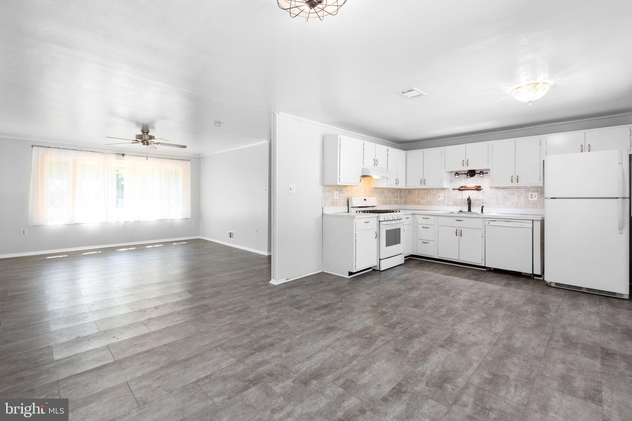 WAVERLY VILLAGE - Residential