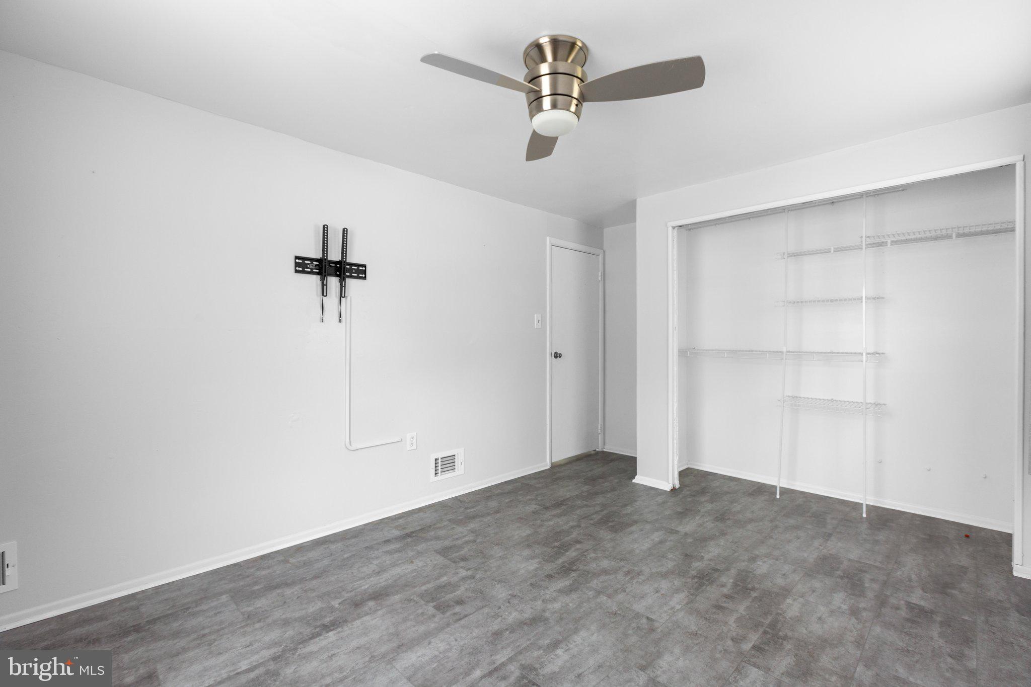 WAVERLY VILLAGE - Residential