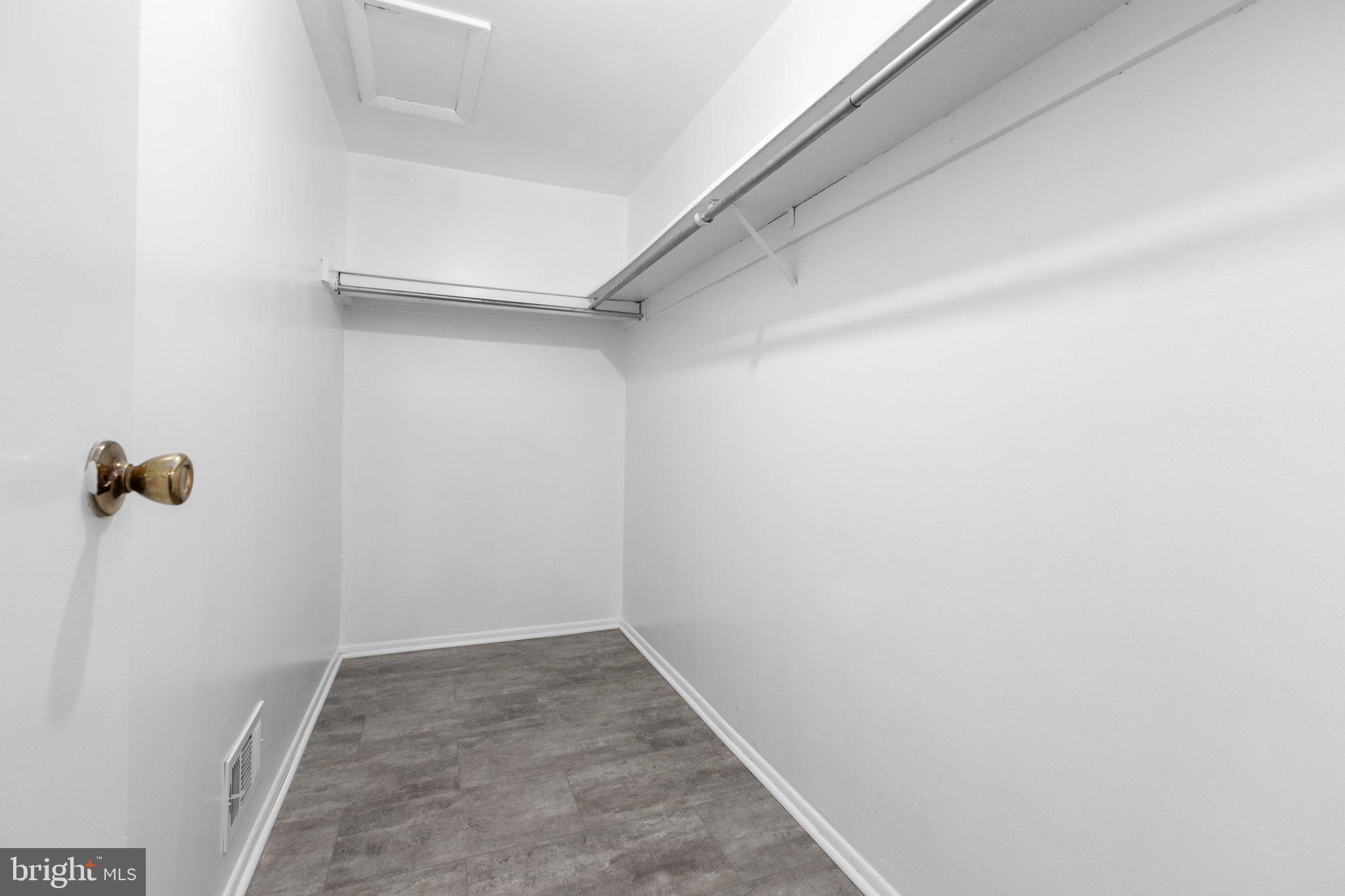 WAVERLY VILLAGE - Residential