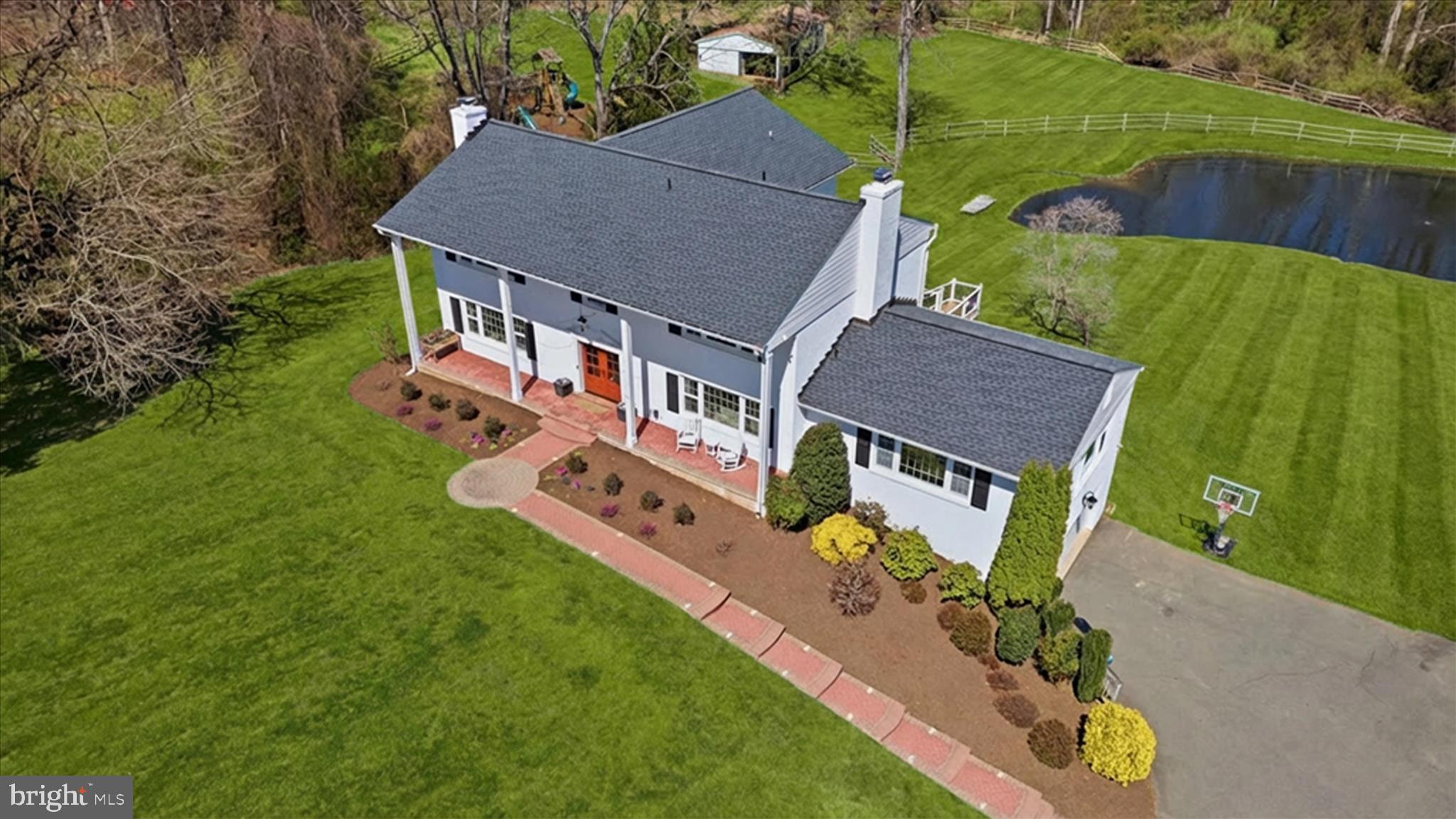 THE CHASE - Residential