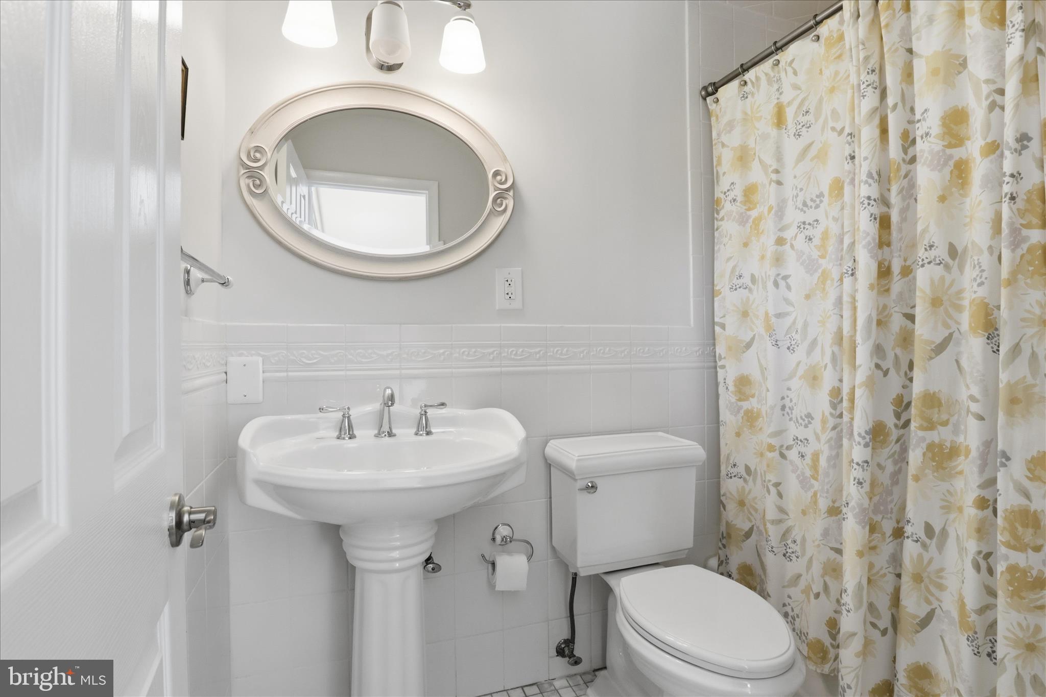 THE CHASE - Residential