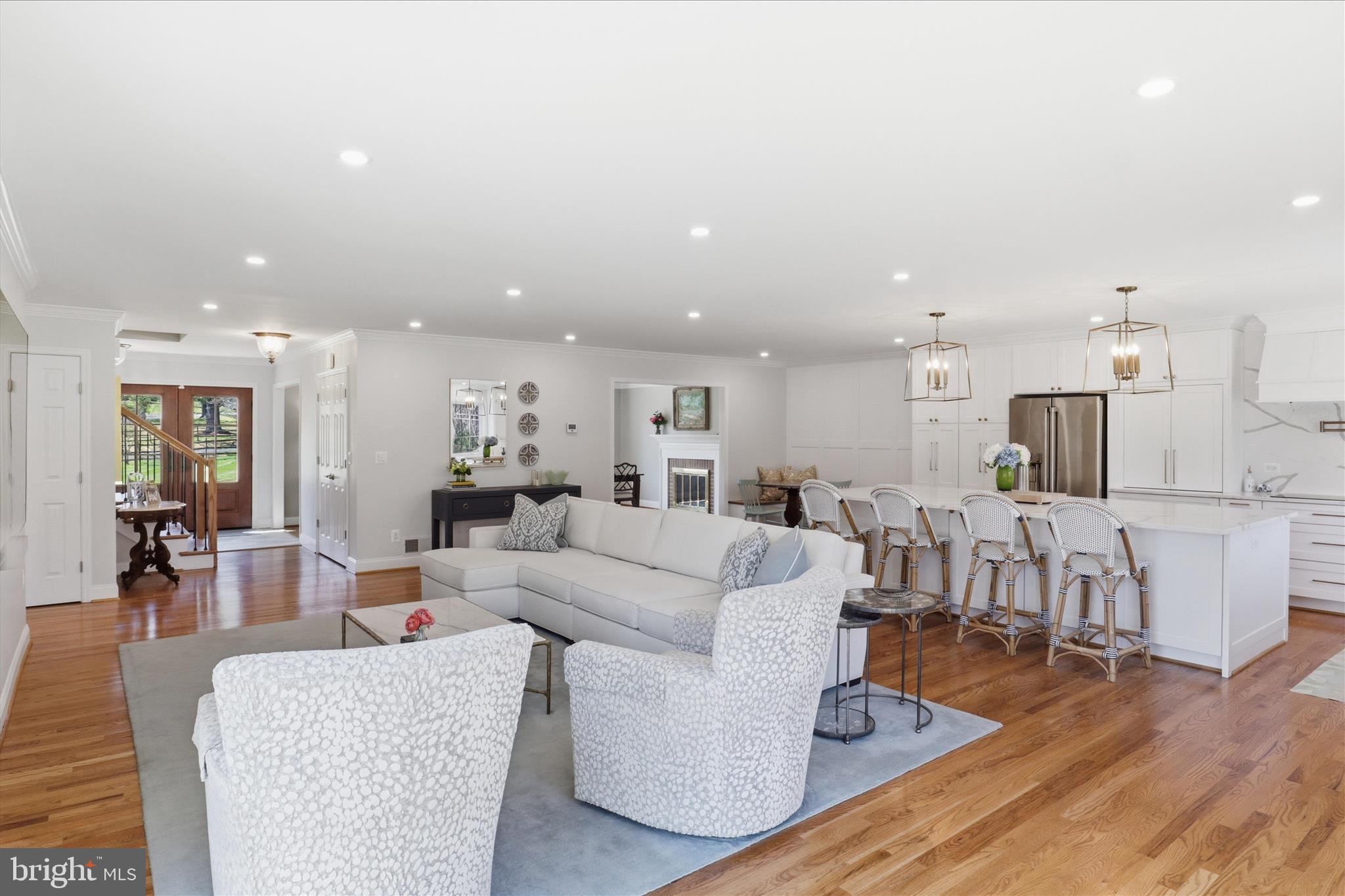 THE CHASE - Residential