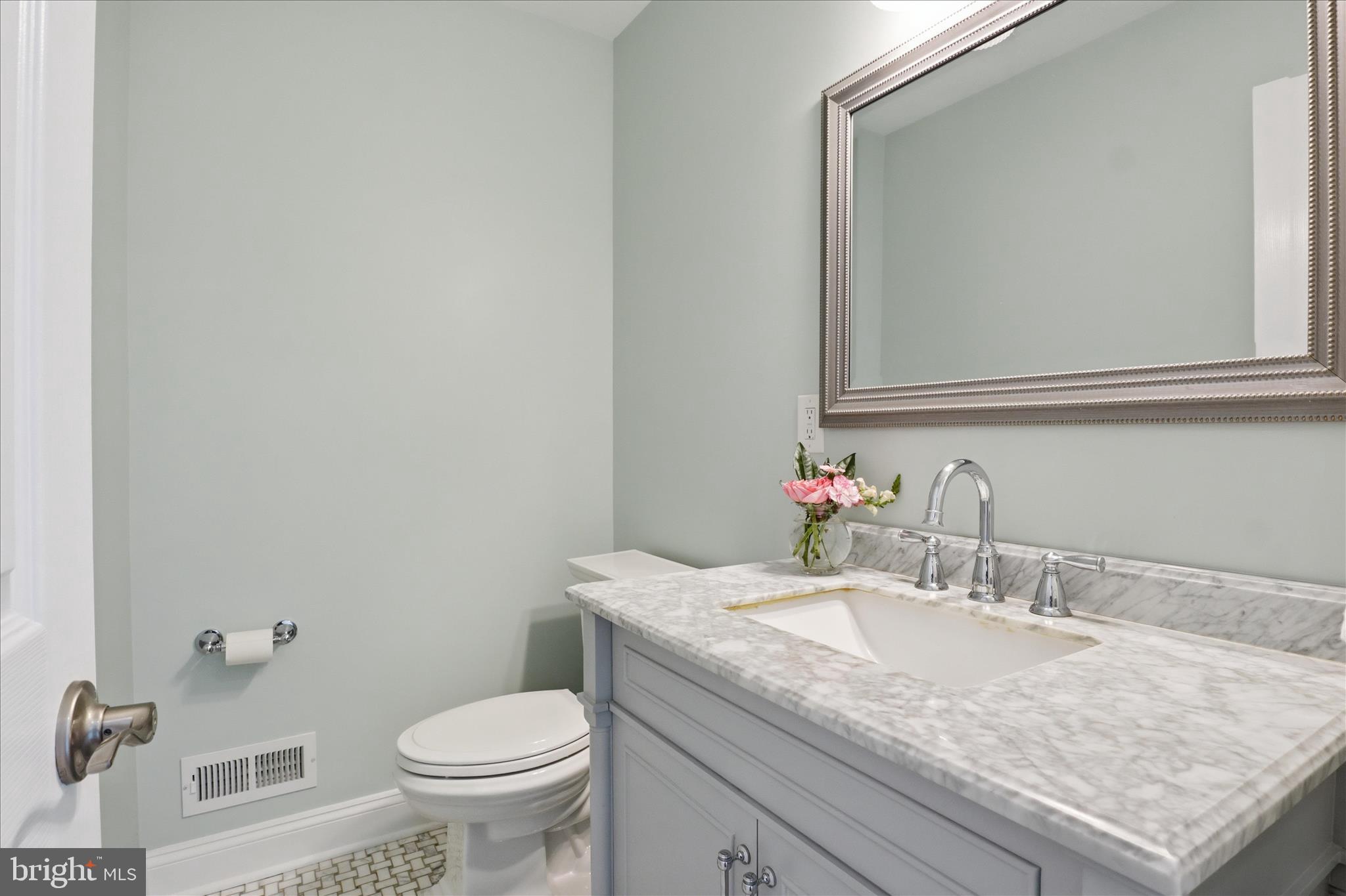 THE CHASE - Residential