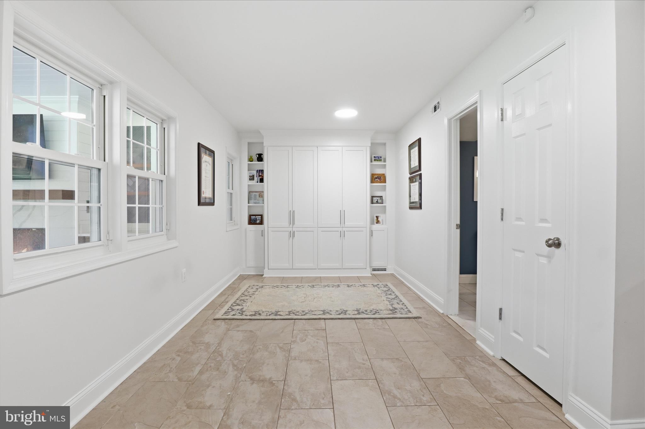 THE CHASE - Residential