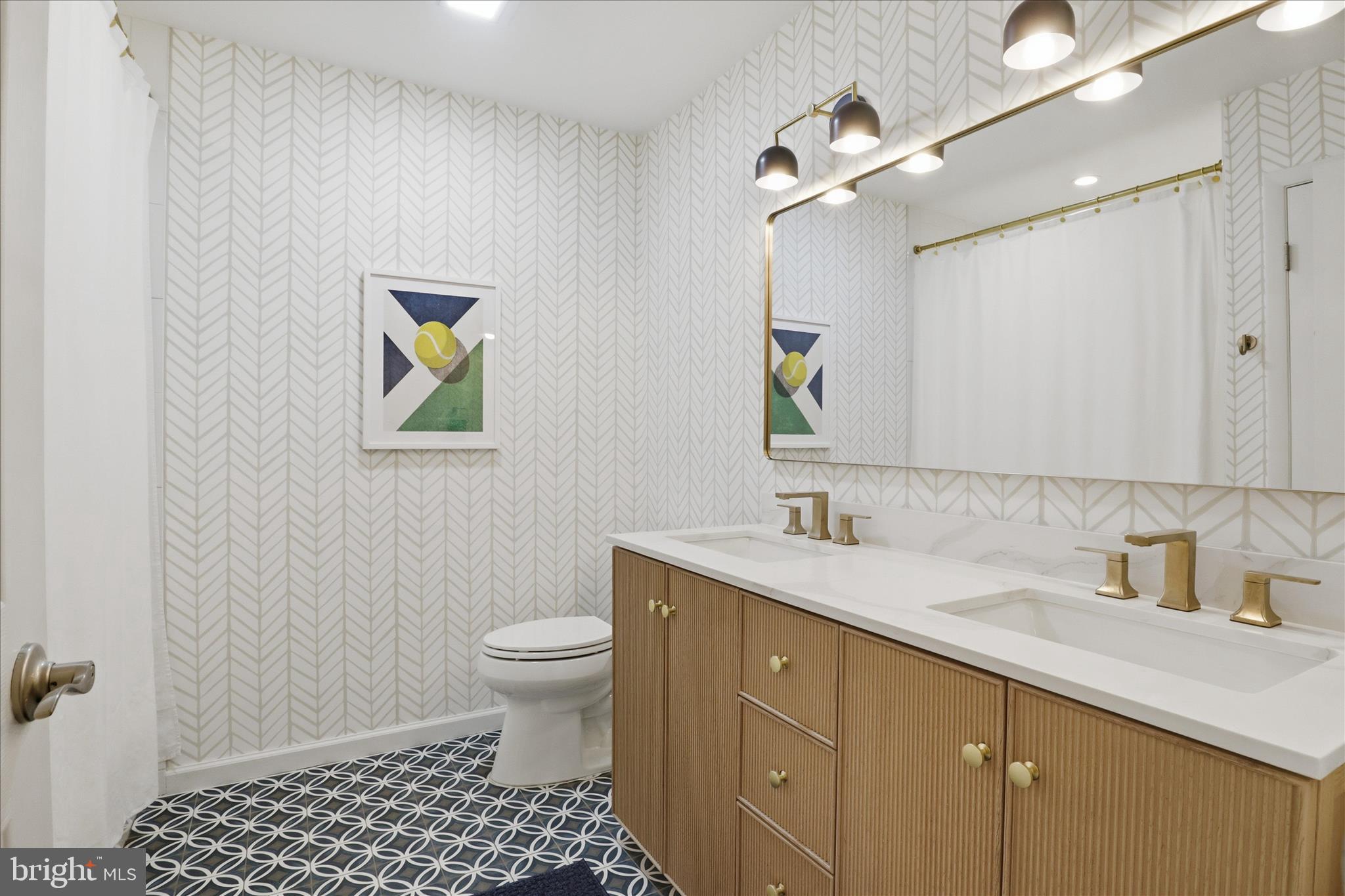 THE CHASE - Residential