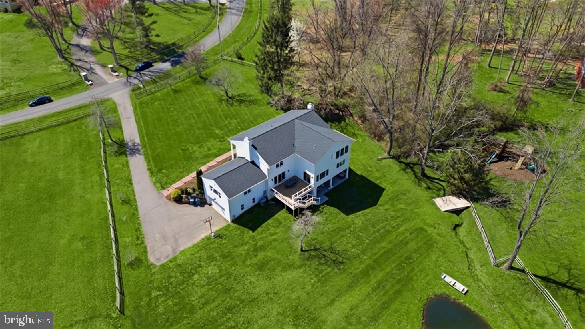 THE CHASE - Residential