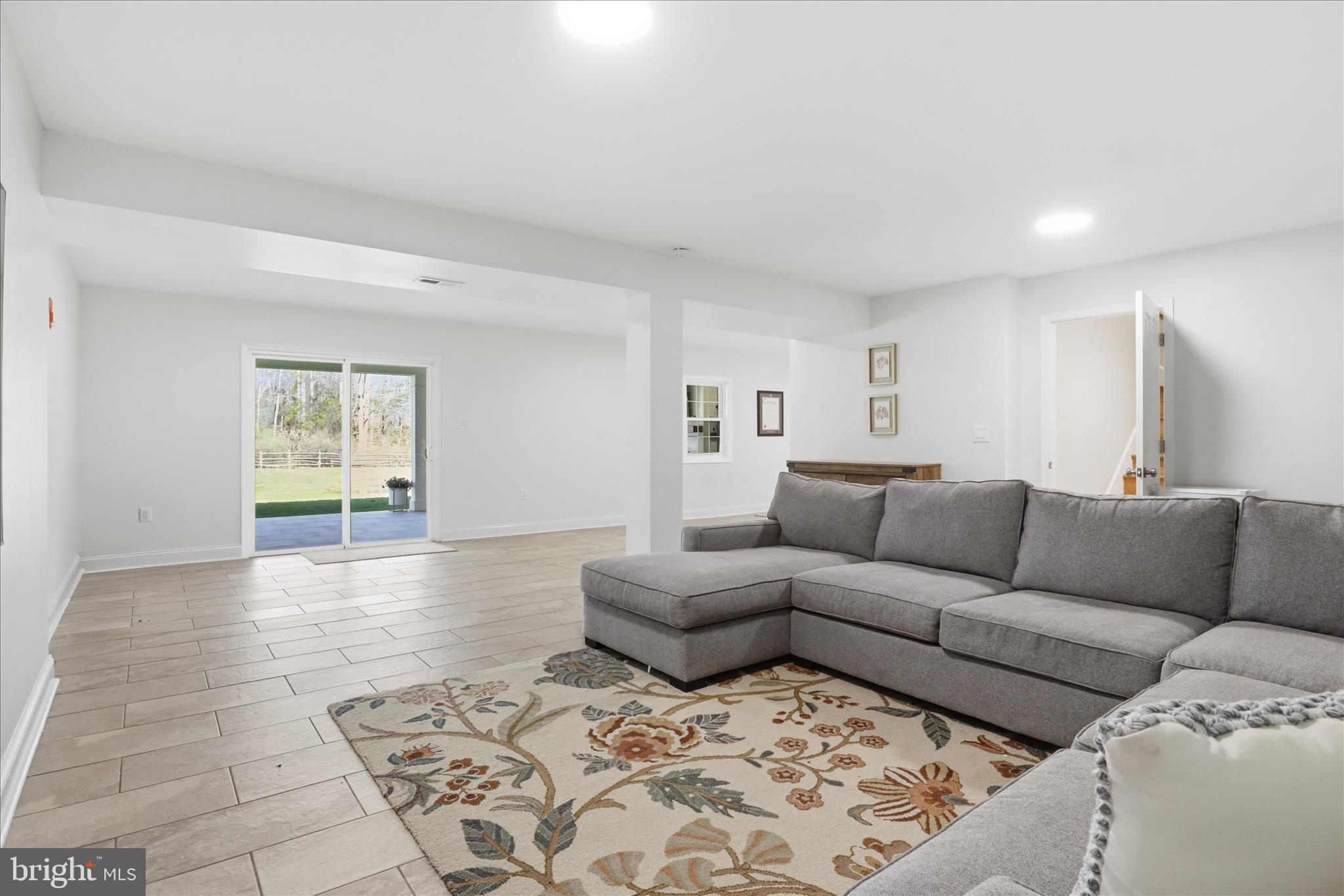 THE CHASE - Residential