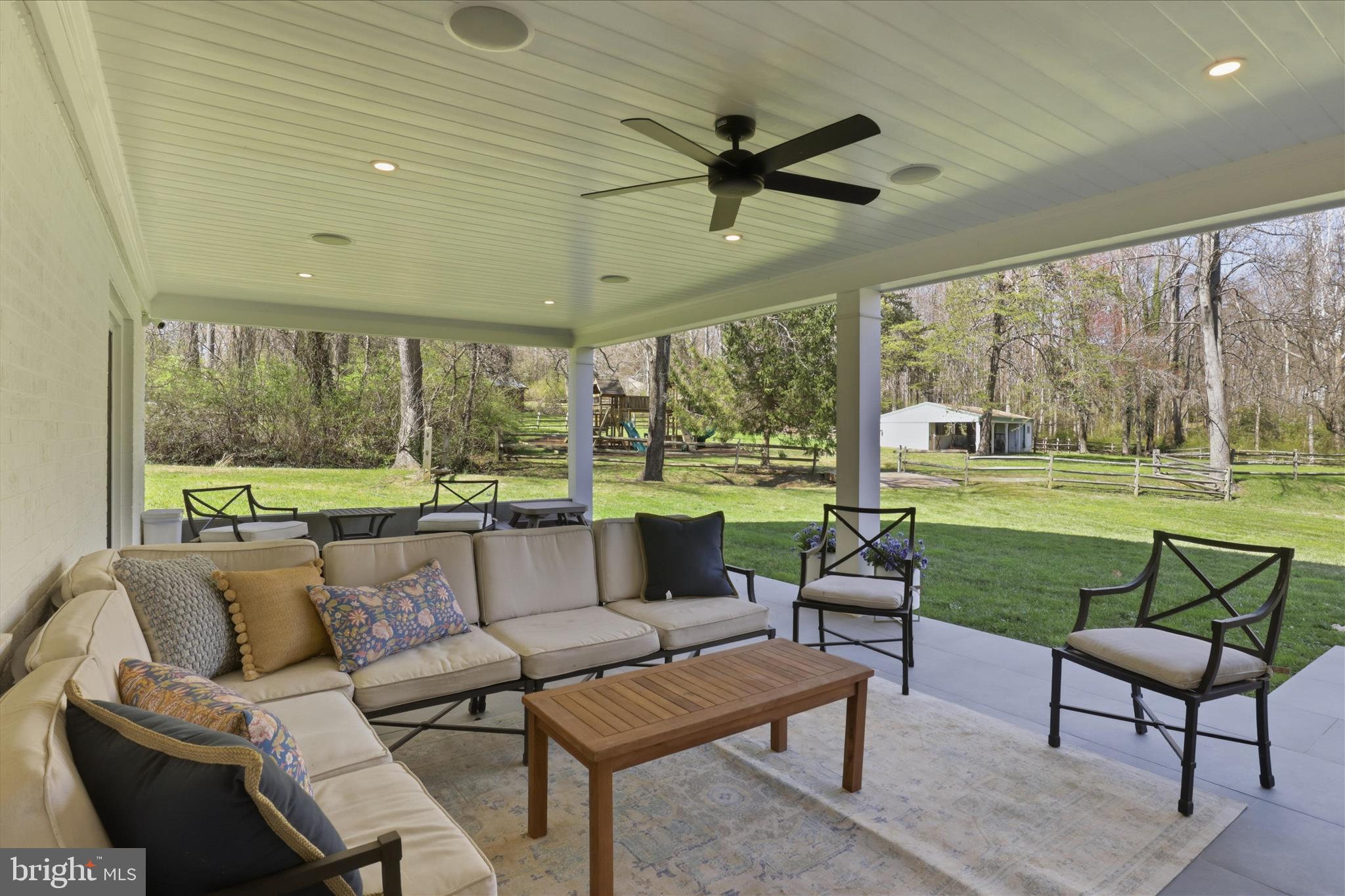 THE CHASE - Residential