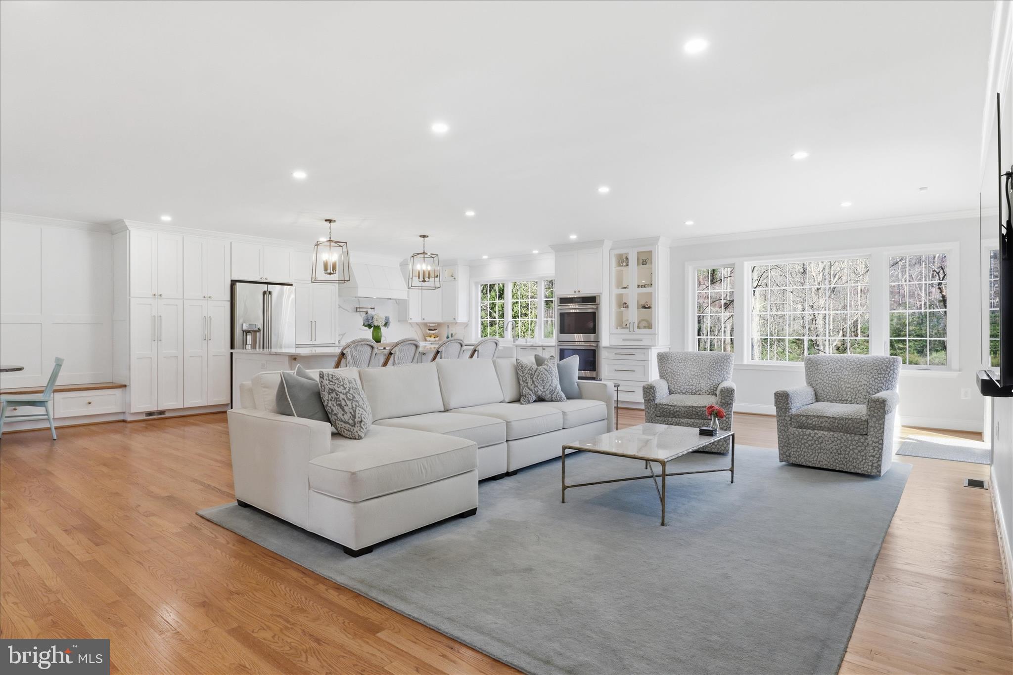 THE CHASE - Residential