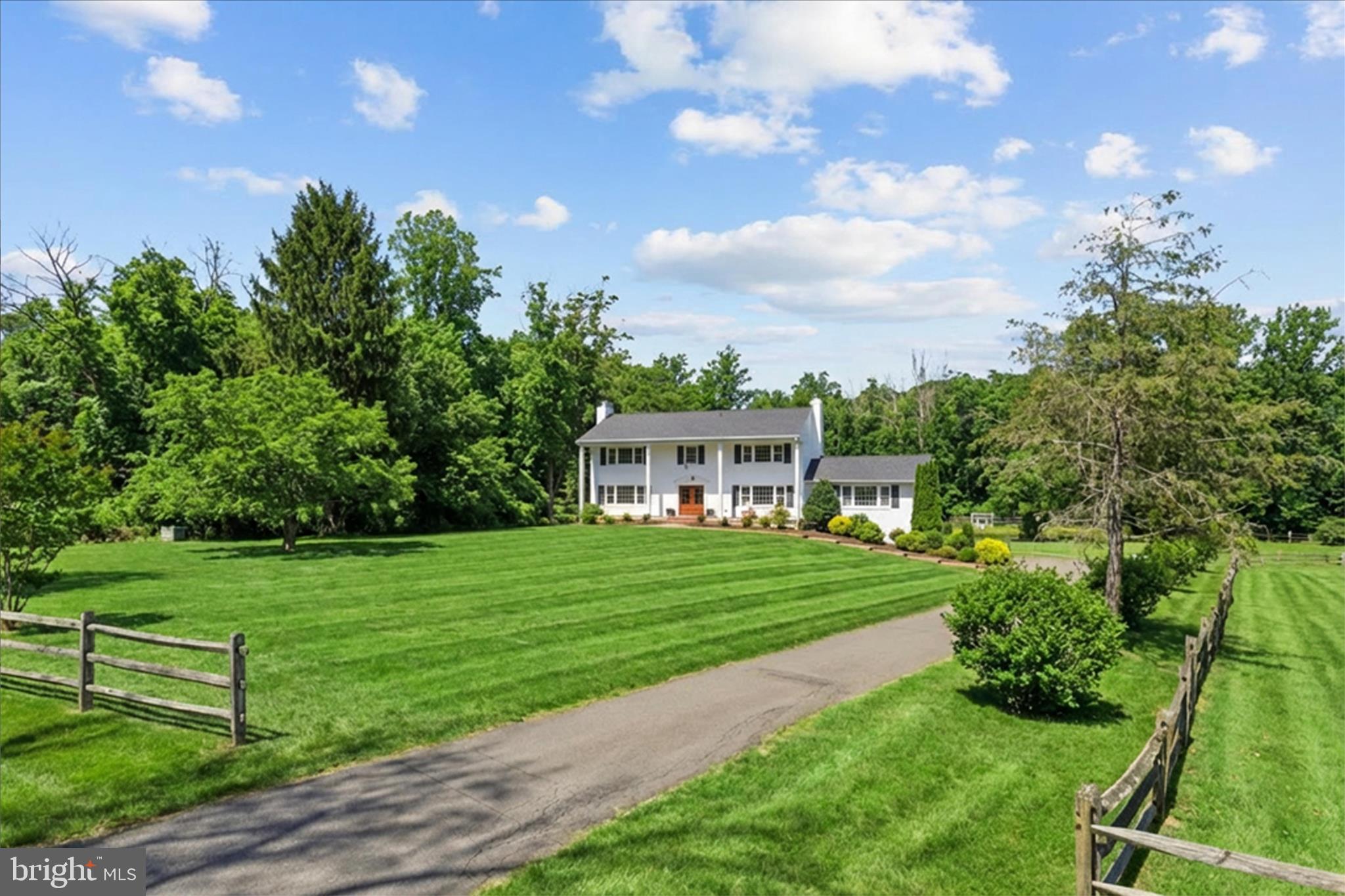 THE CHASE - Residential