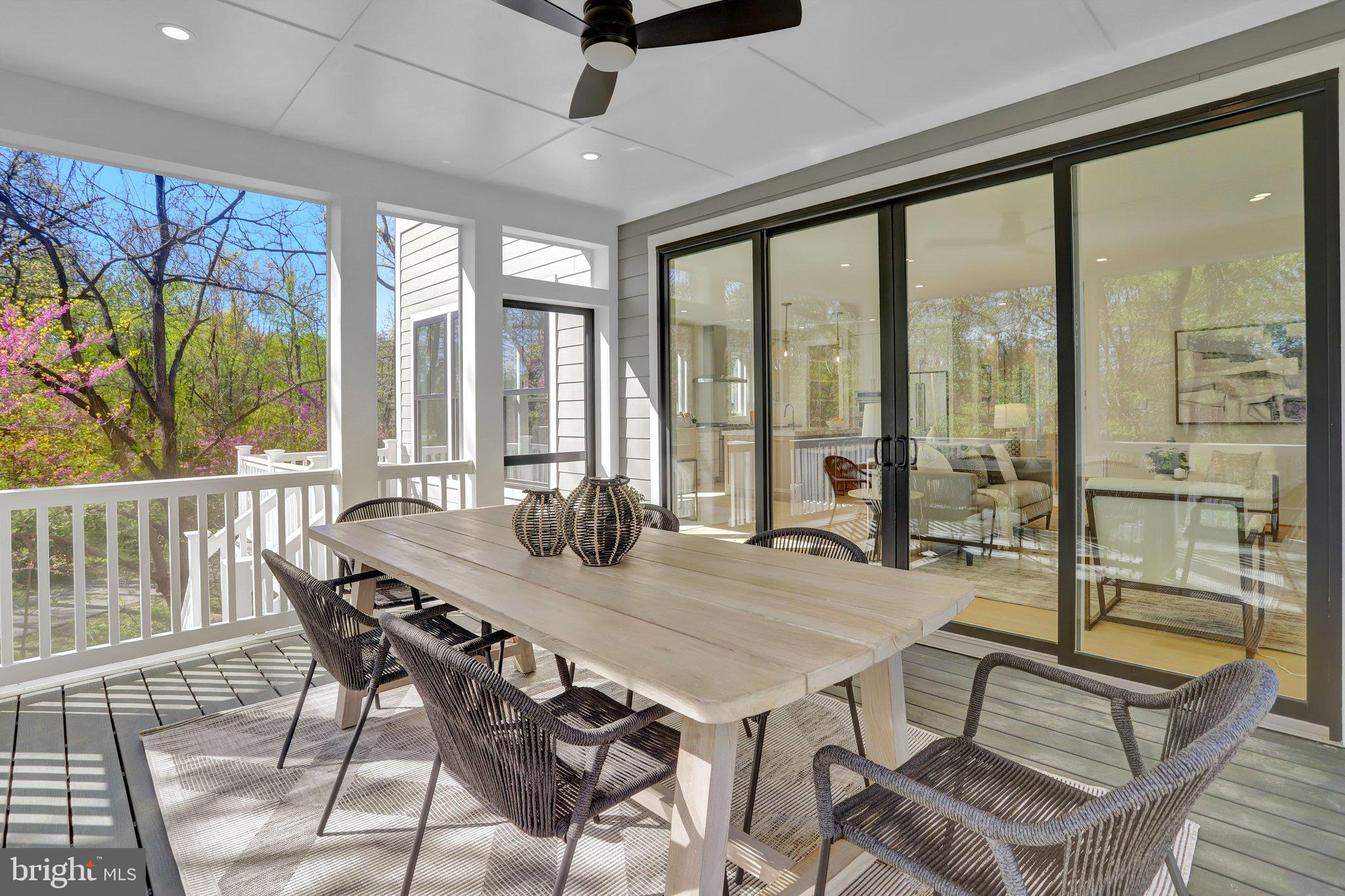 GLENCARLYN - Residential