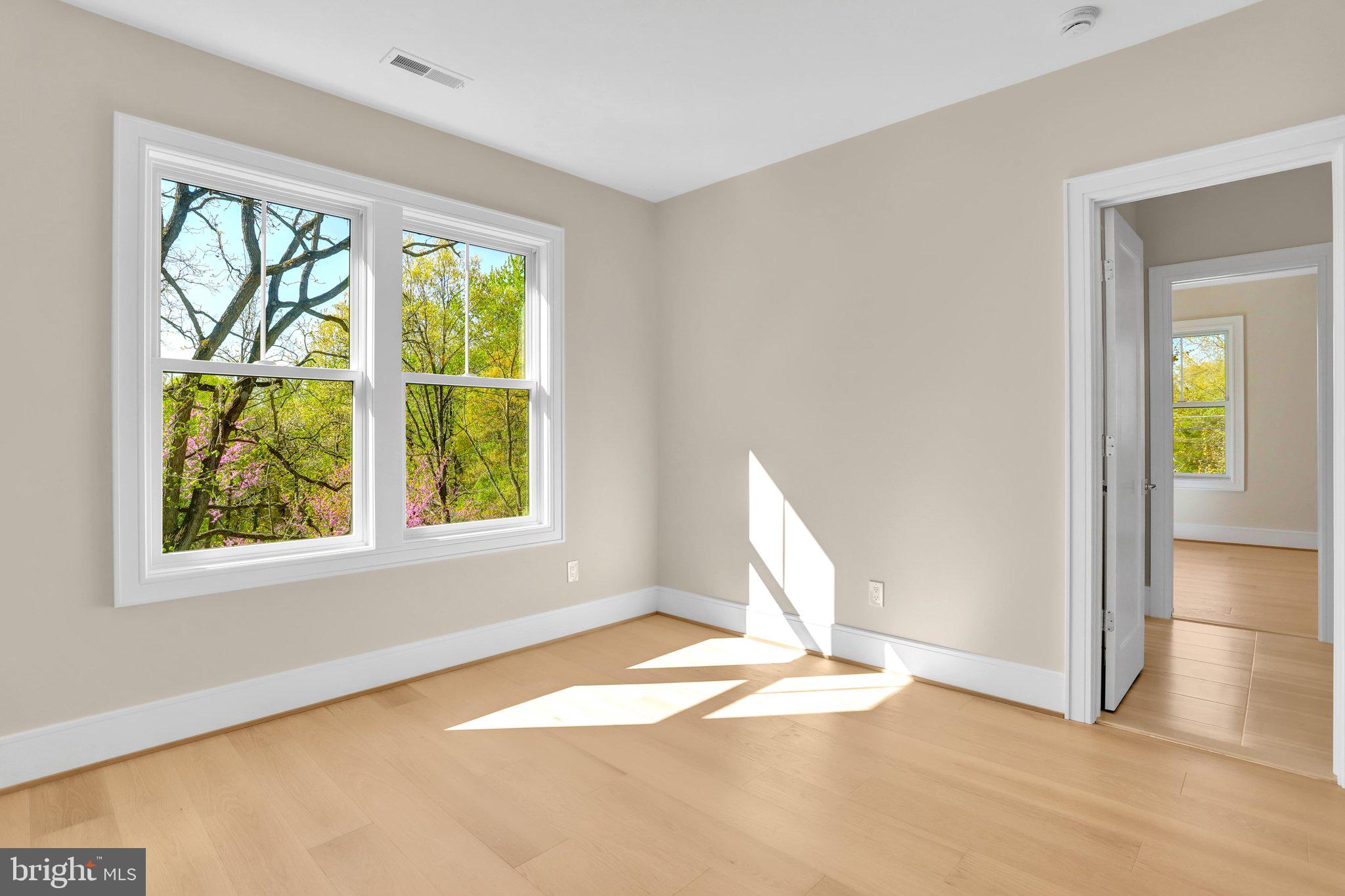 GLENCARLYN - Residential