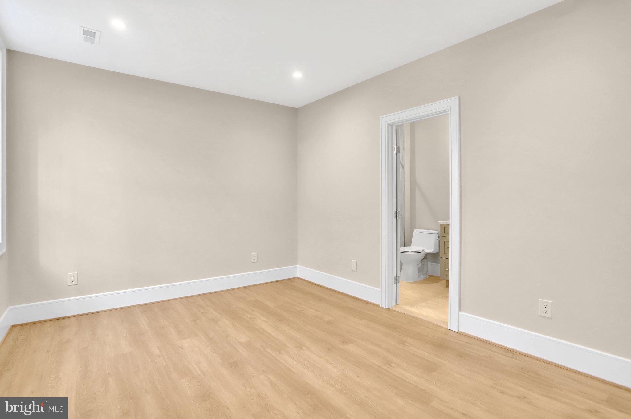 GLENCARLYN - Residential