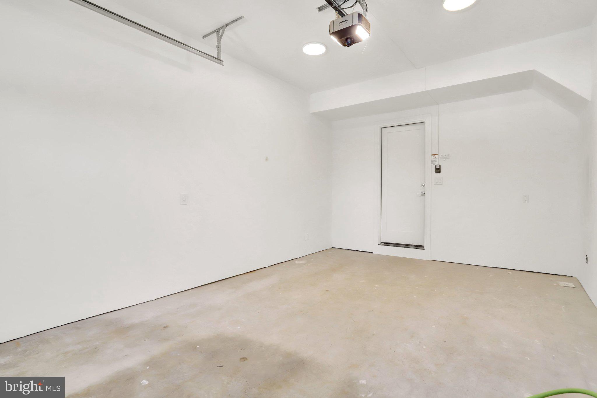 GLENCARLYN - Residential