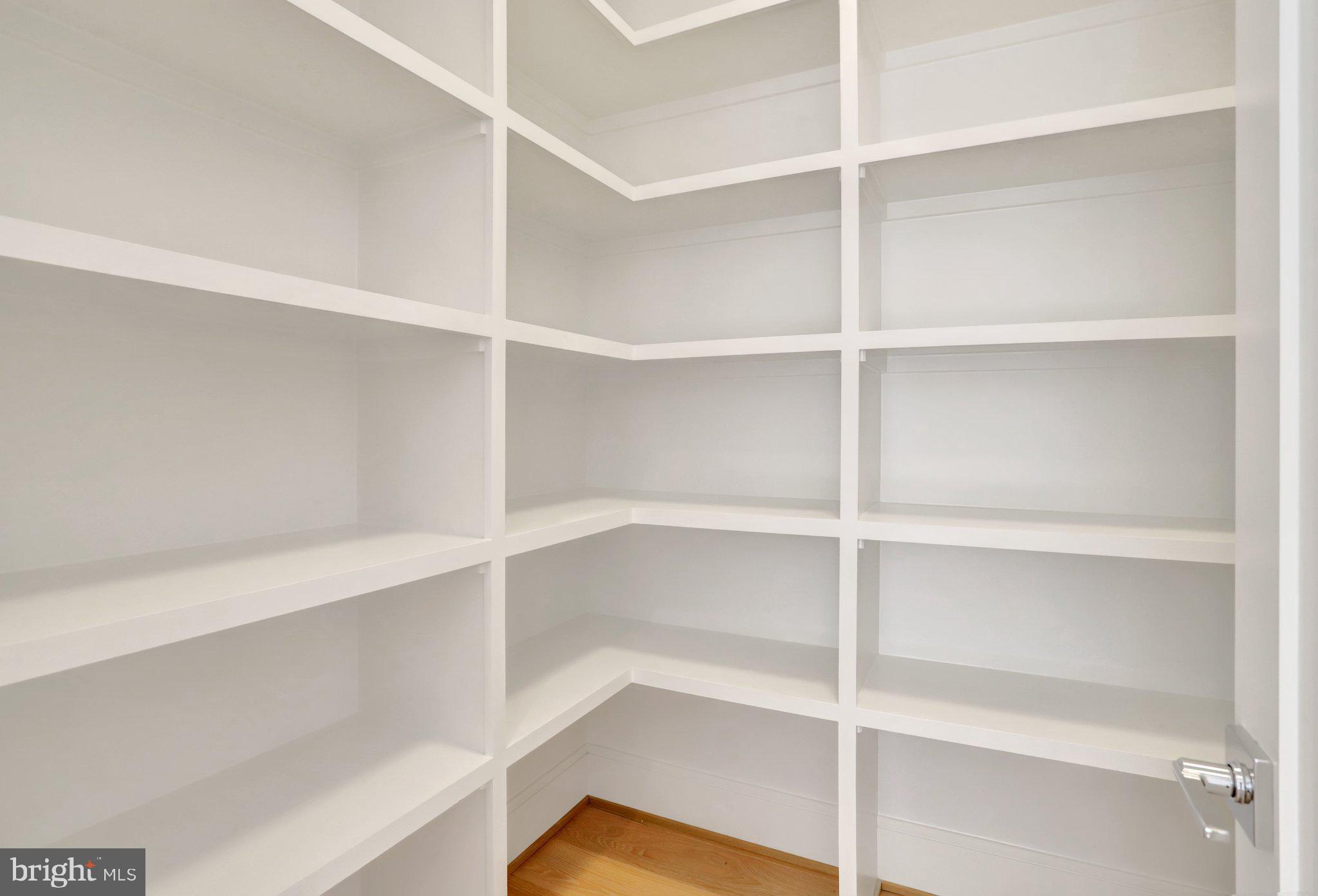 GLENCARLYN - Residential