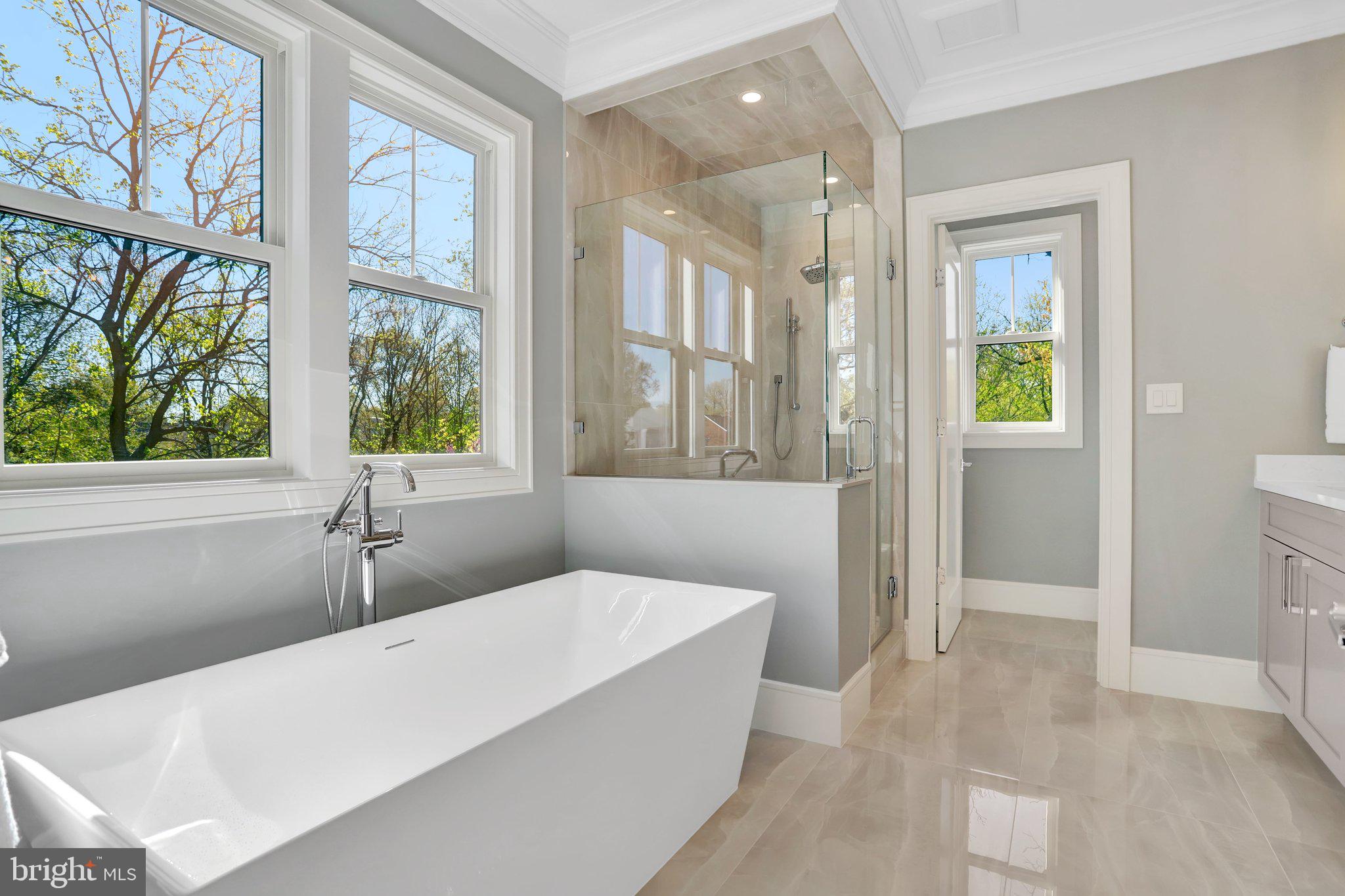 GLENCARLYN - Residential