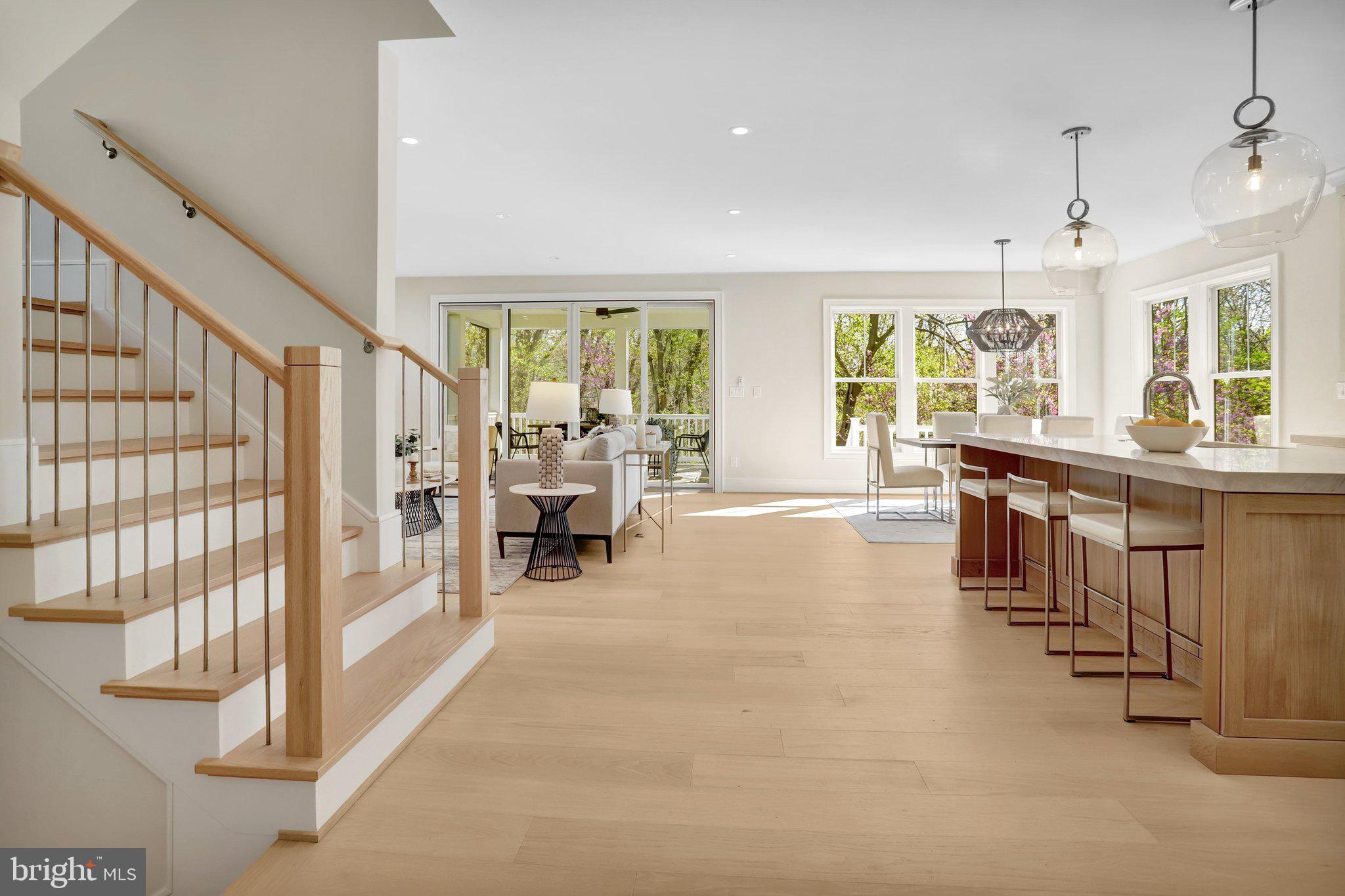 GLENCARLYN - Residential