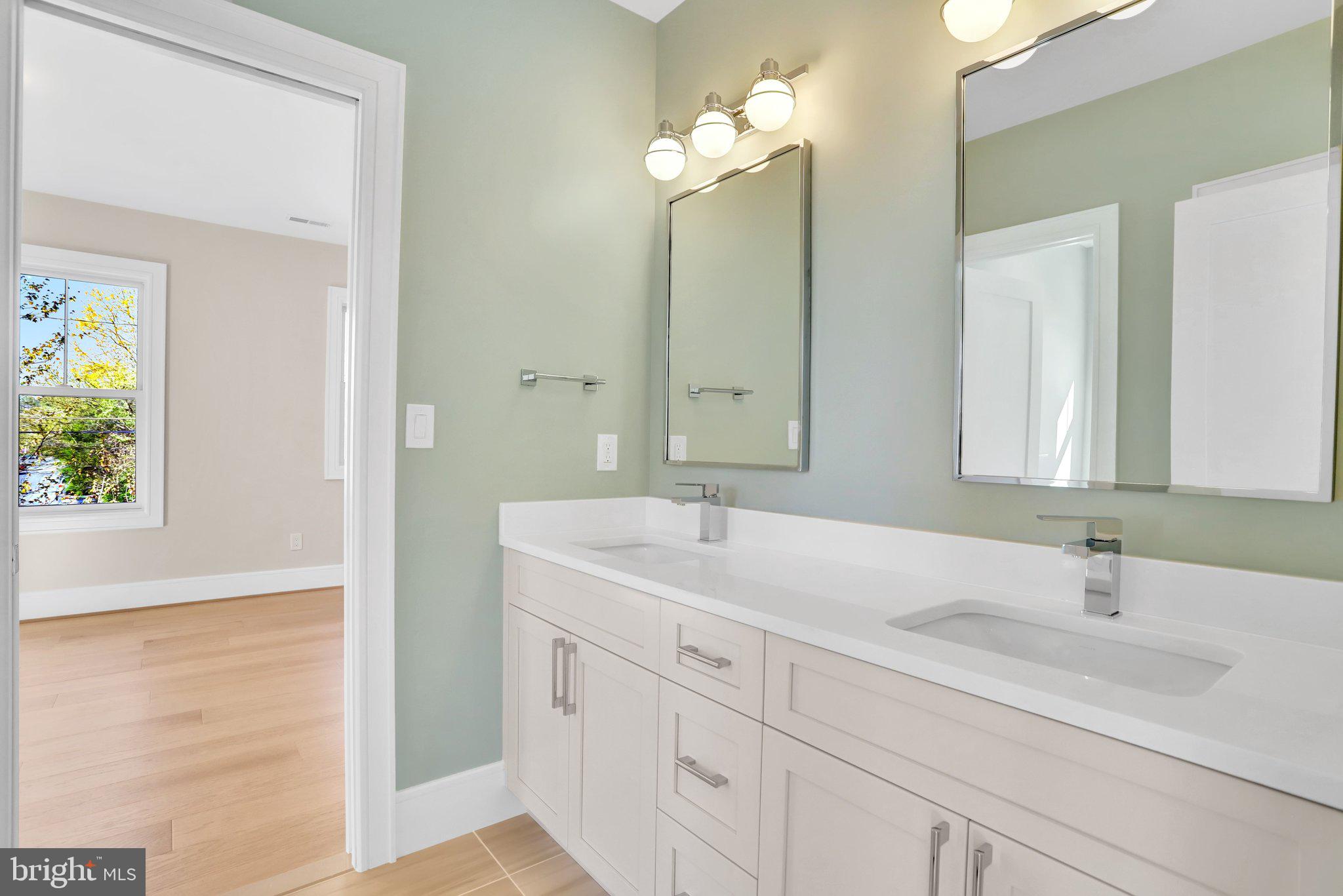 GLENCARLYN - Residential