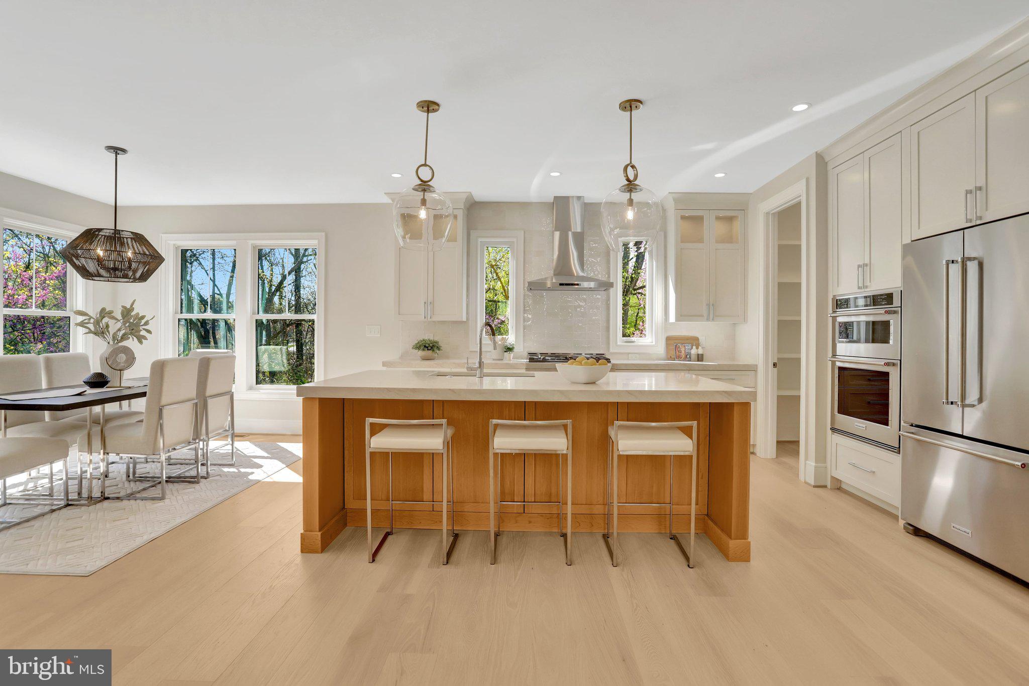 GLENCARLYN - Residential