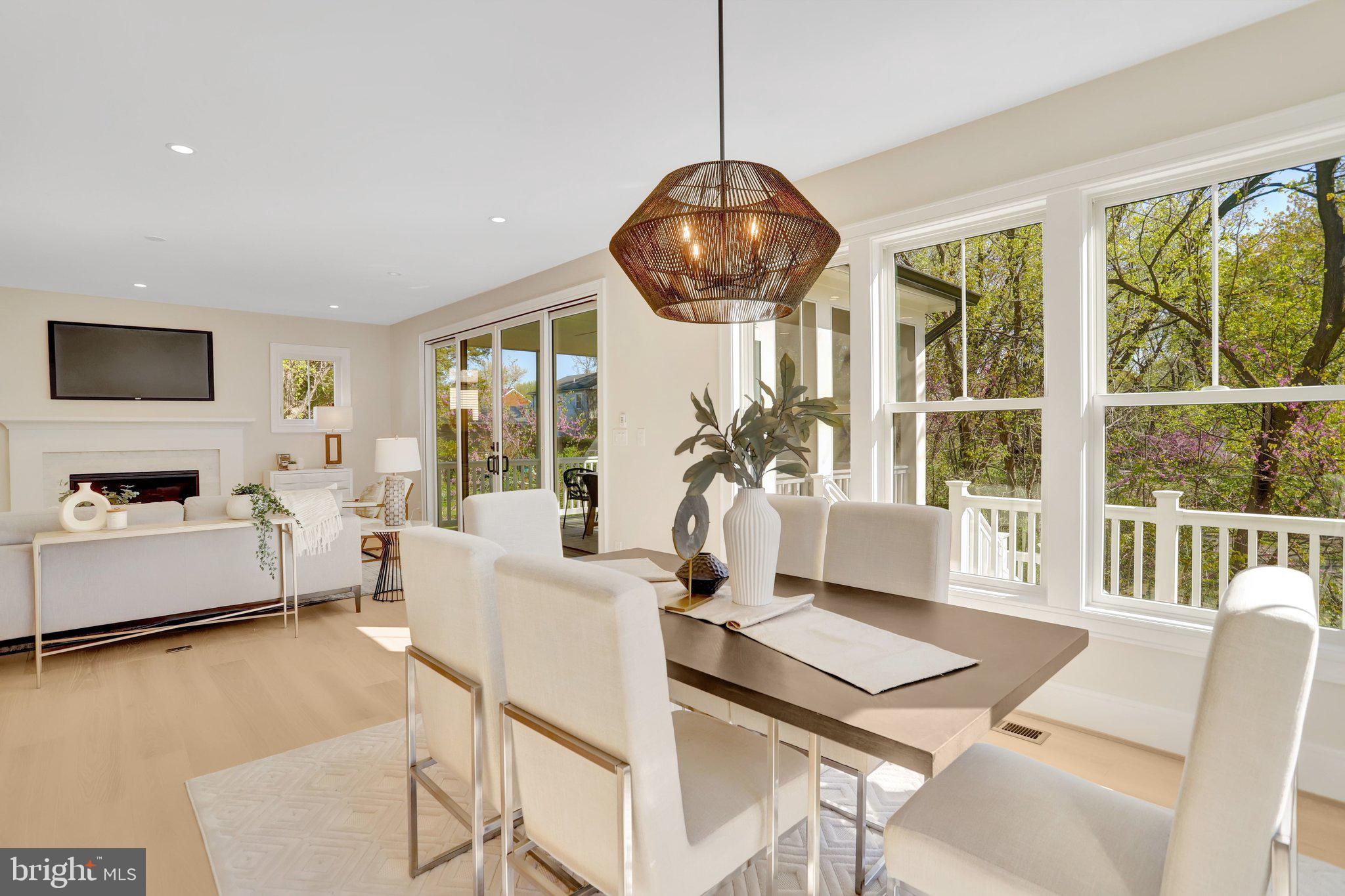 GLENCARLYN - Residential