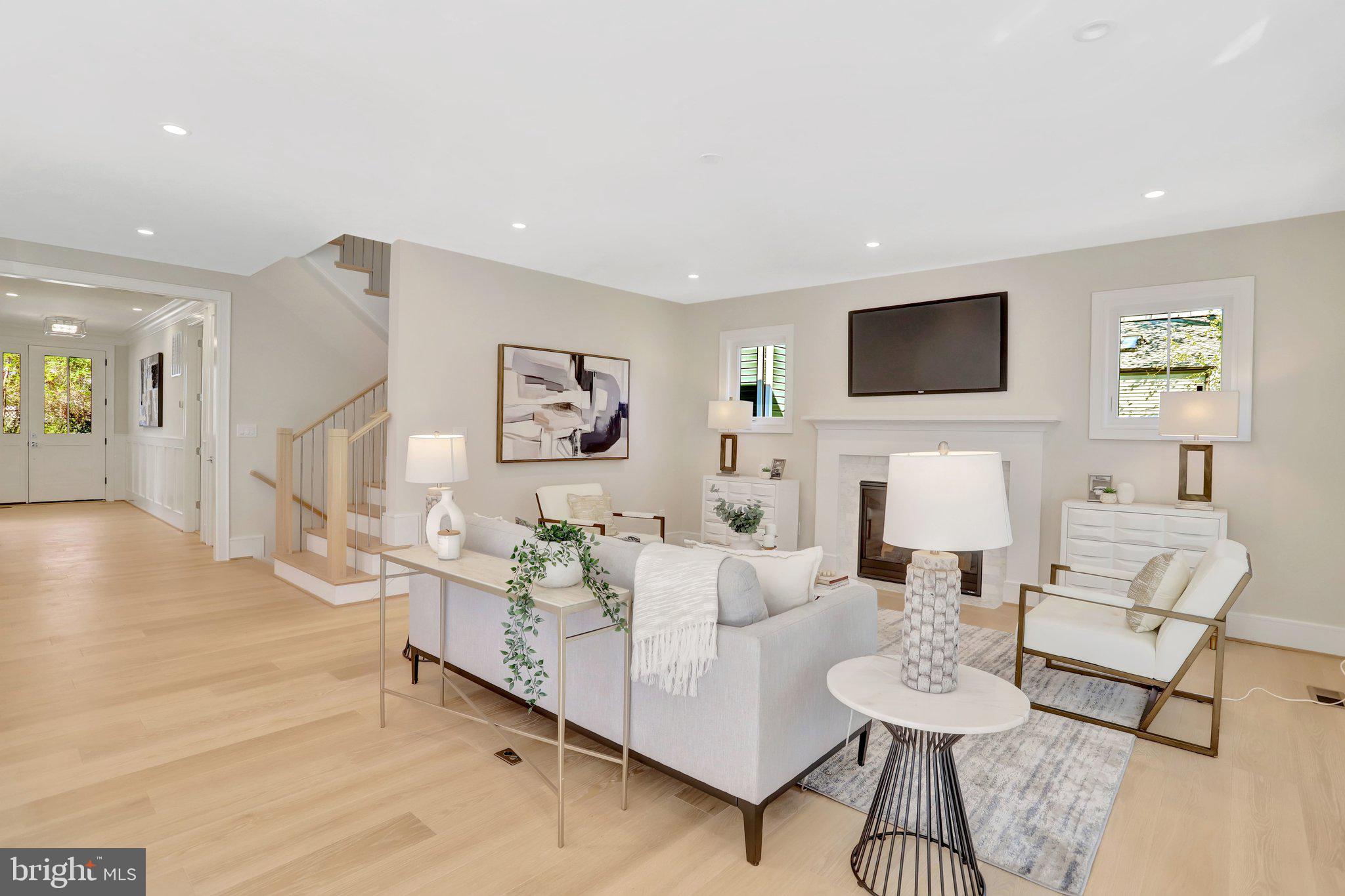 GLENCARLYN - Residential