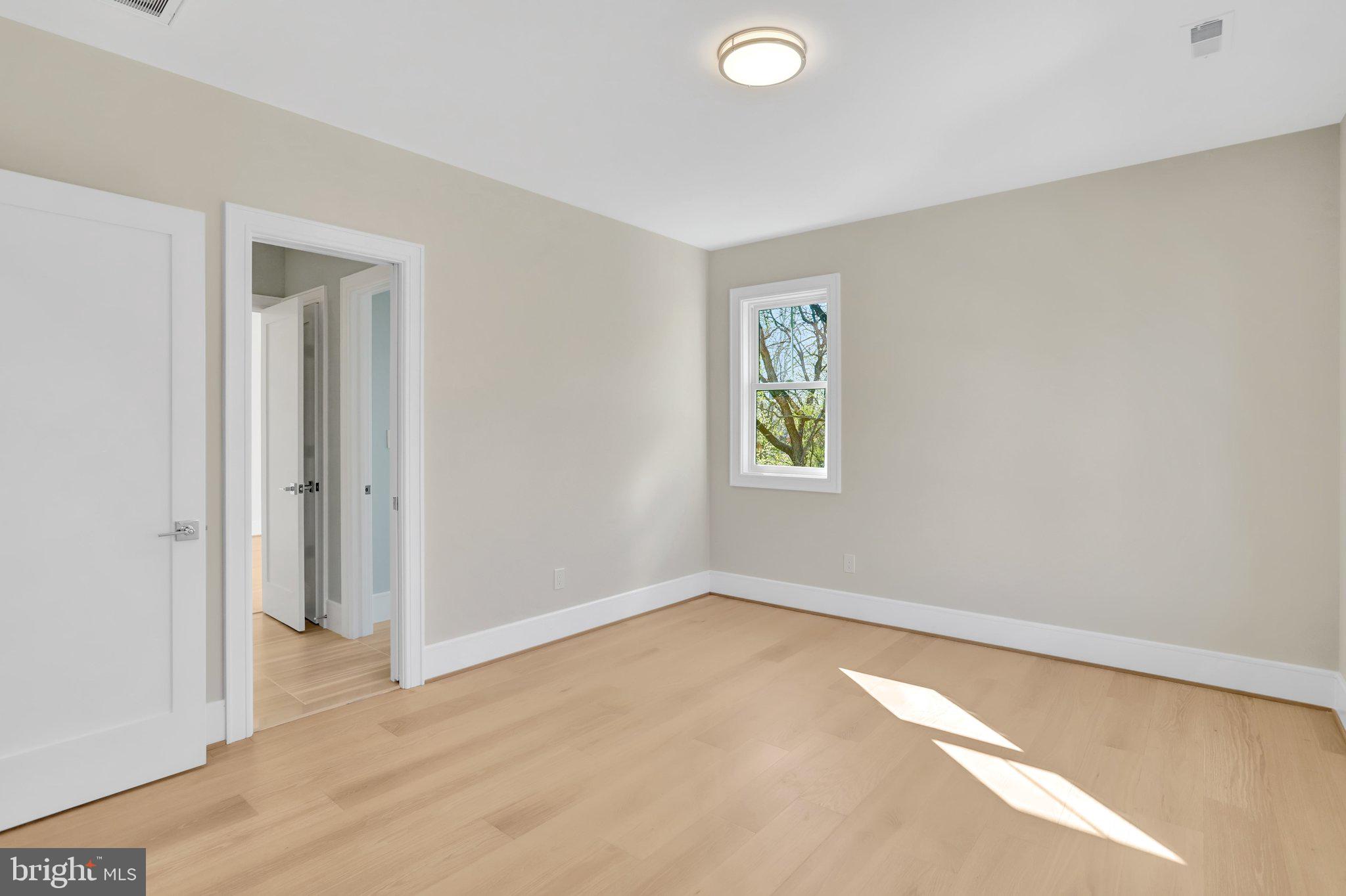 GLENCARLYN - Residential