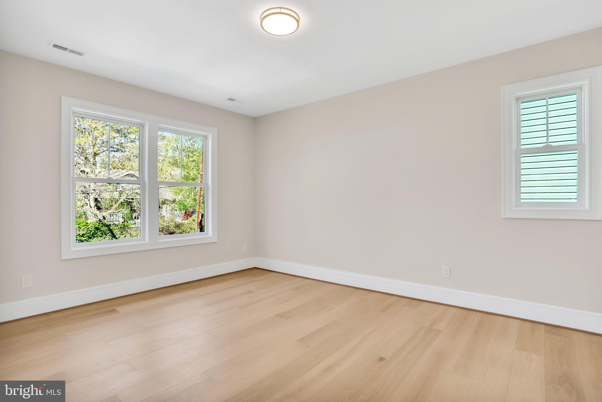 GLENCARLYN - Residential