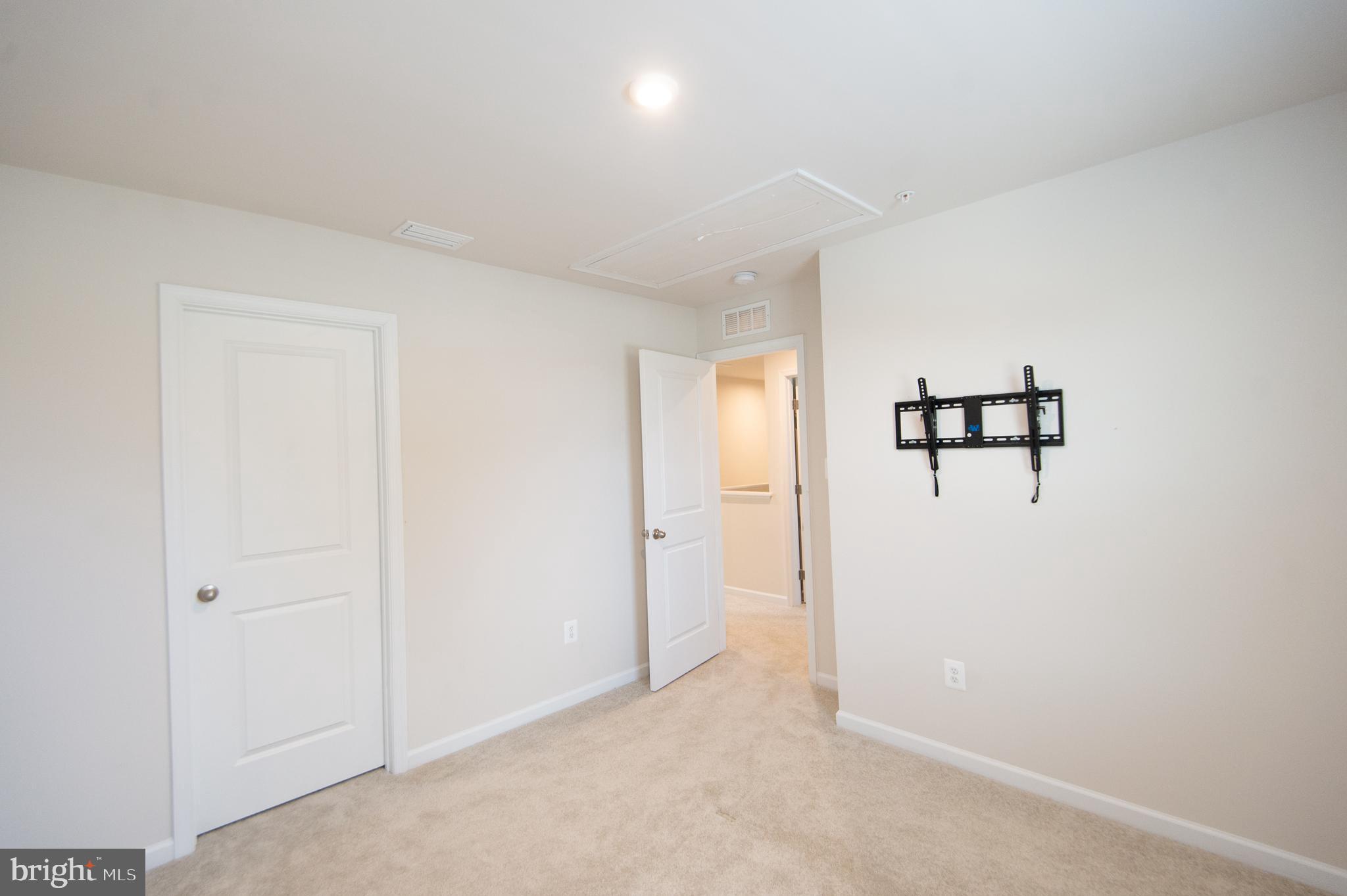 HERON POINT - Residential