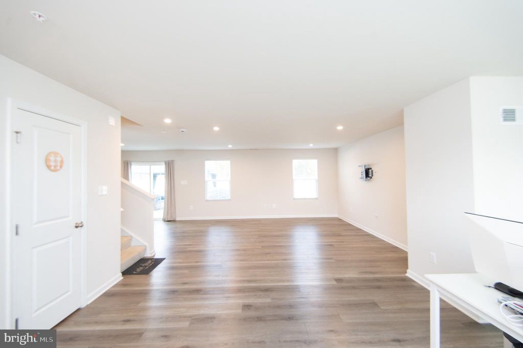 Photo of 120 Mariners Way, CAMBRIDGE, MD 21613 (MLS # MDDO2011218)