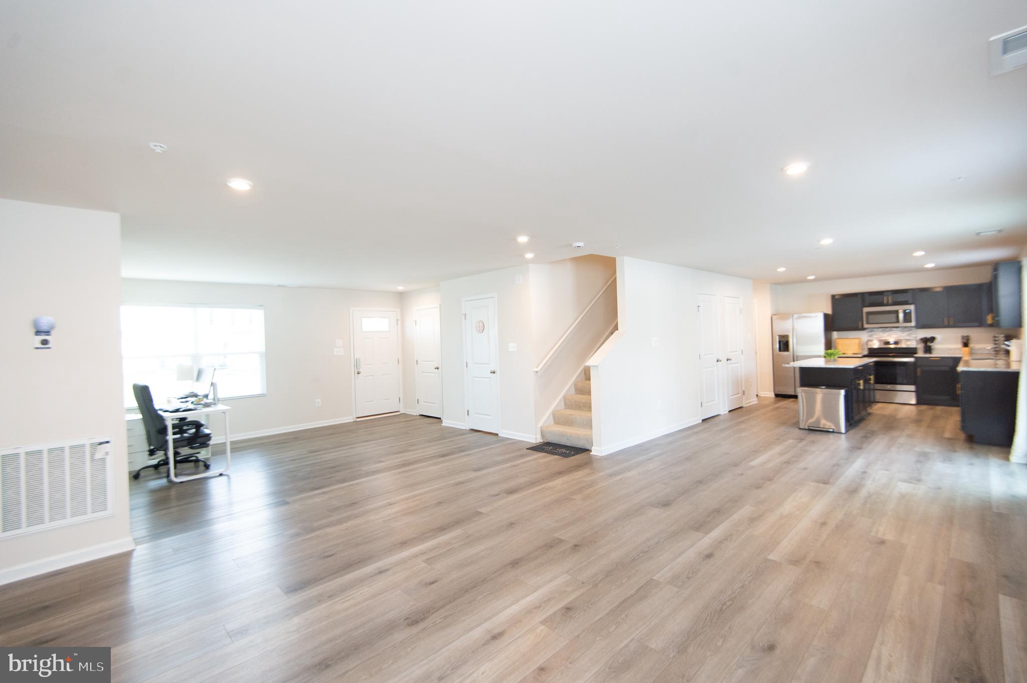 HERON POINT - Residential