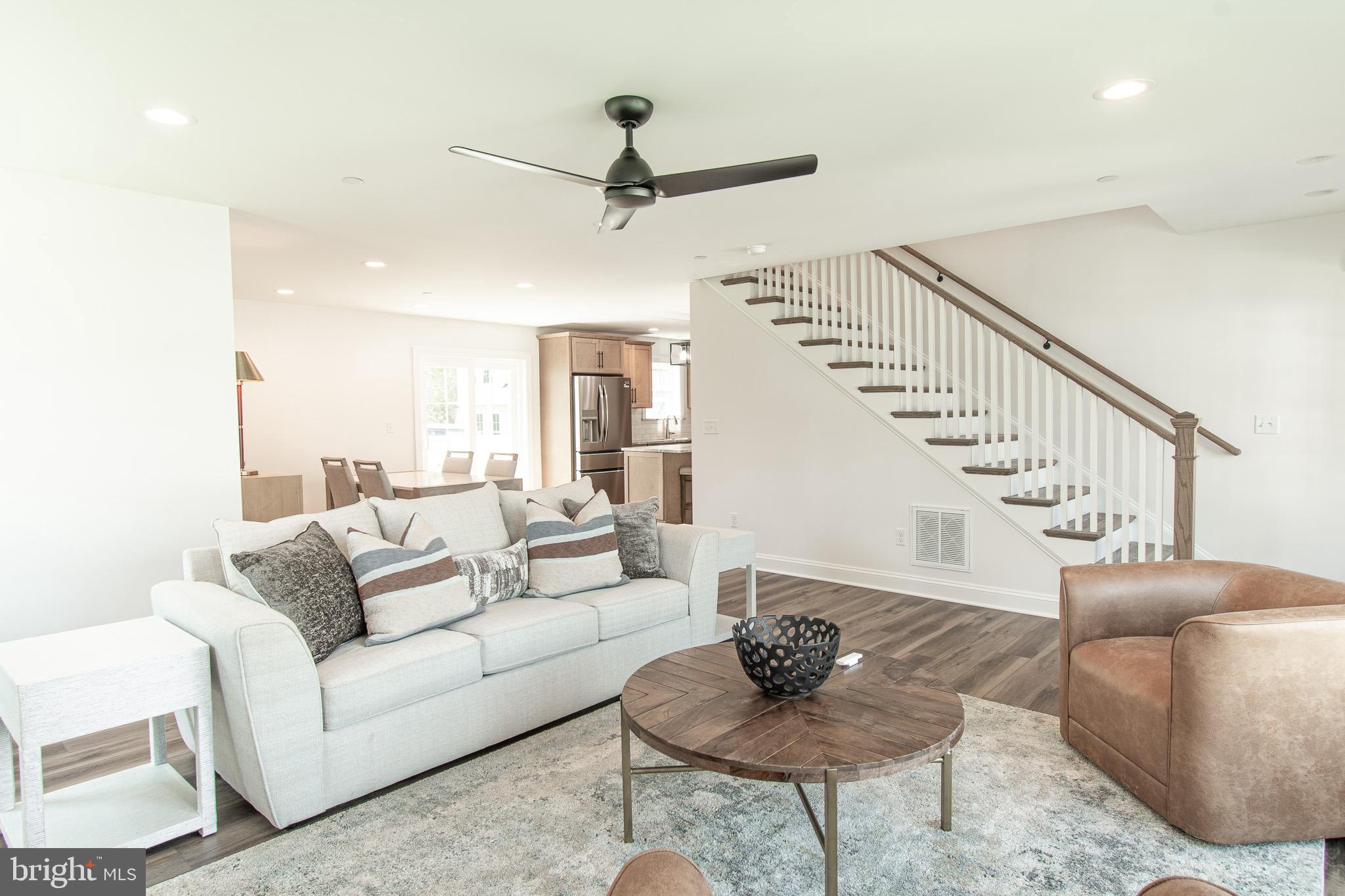 TOWN OF EASTON - Residential