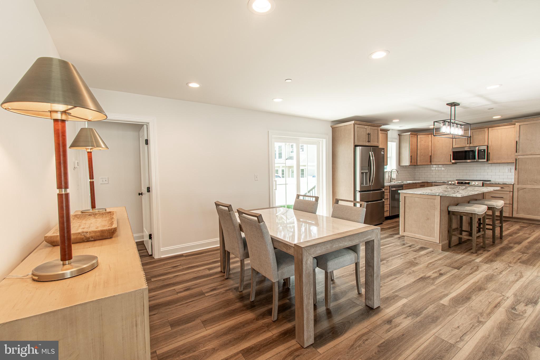 TOWN OF EASTON - Residential