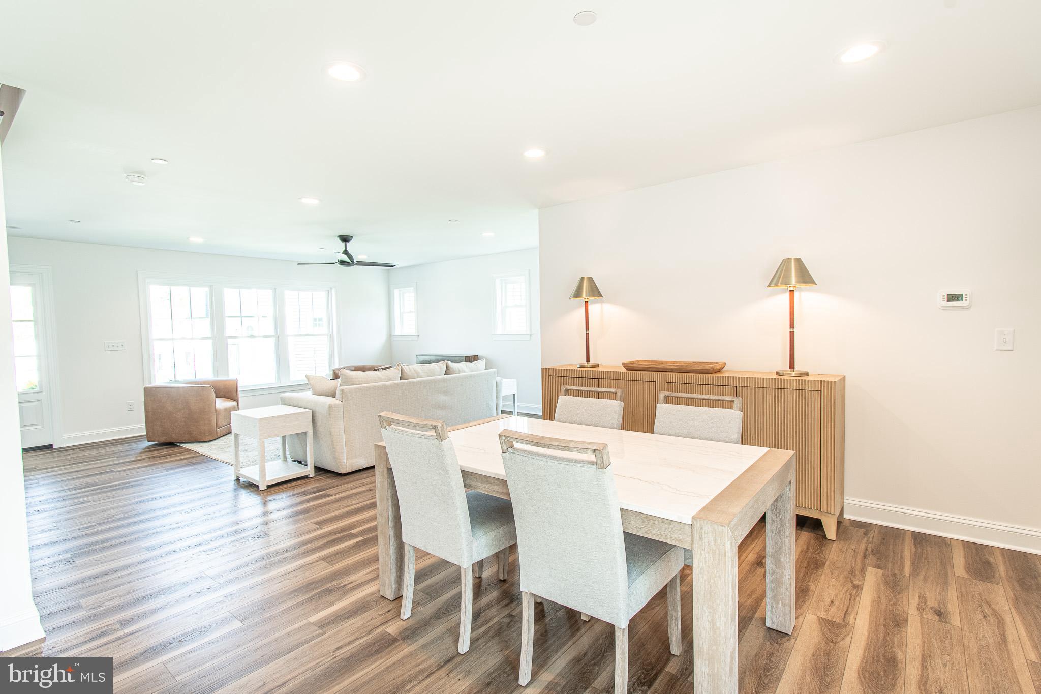 TOWN OF EASTON - Residential