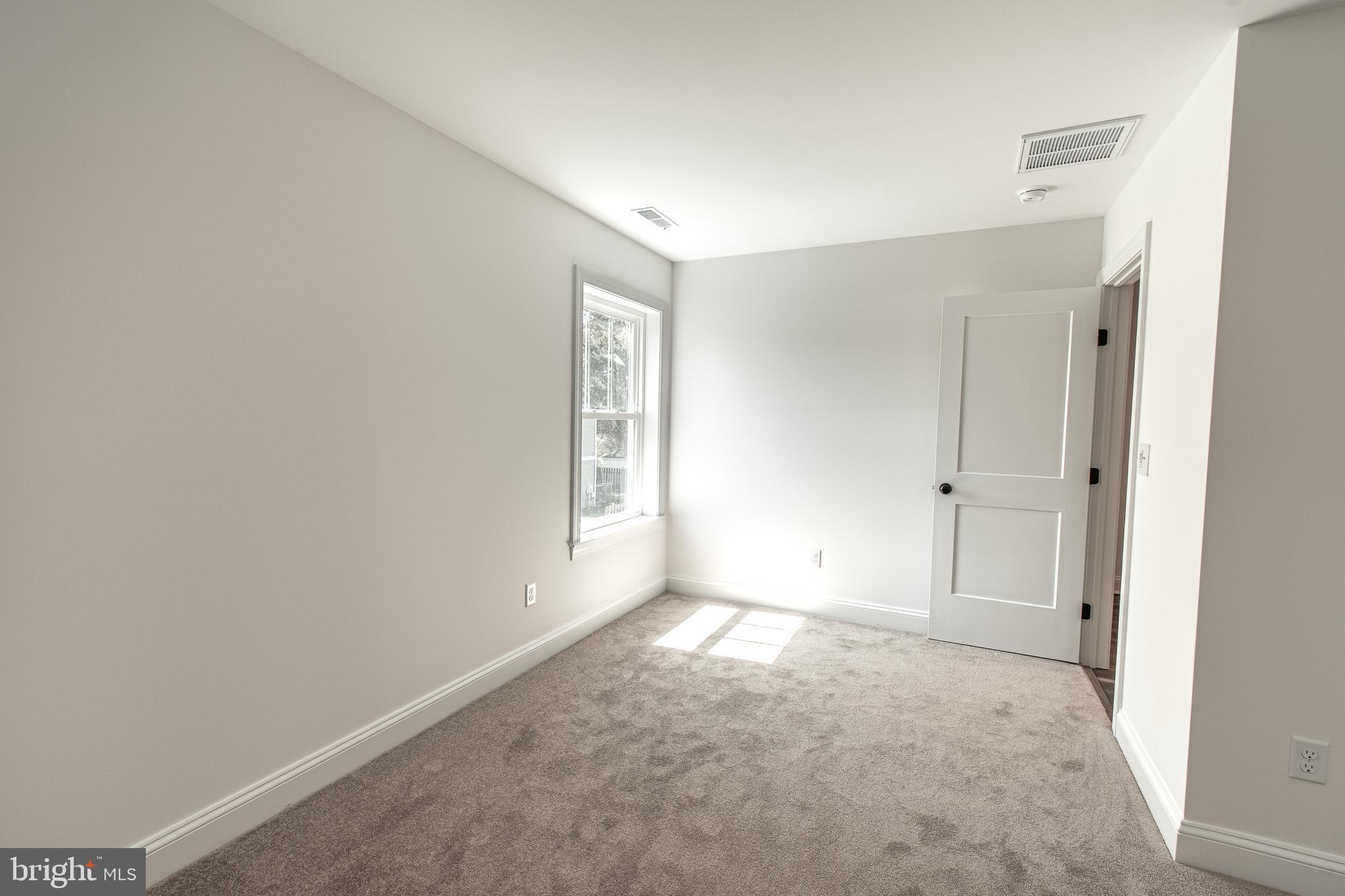 TOWN OF EASTON - Residential