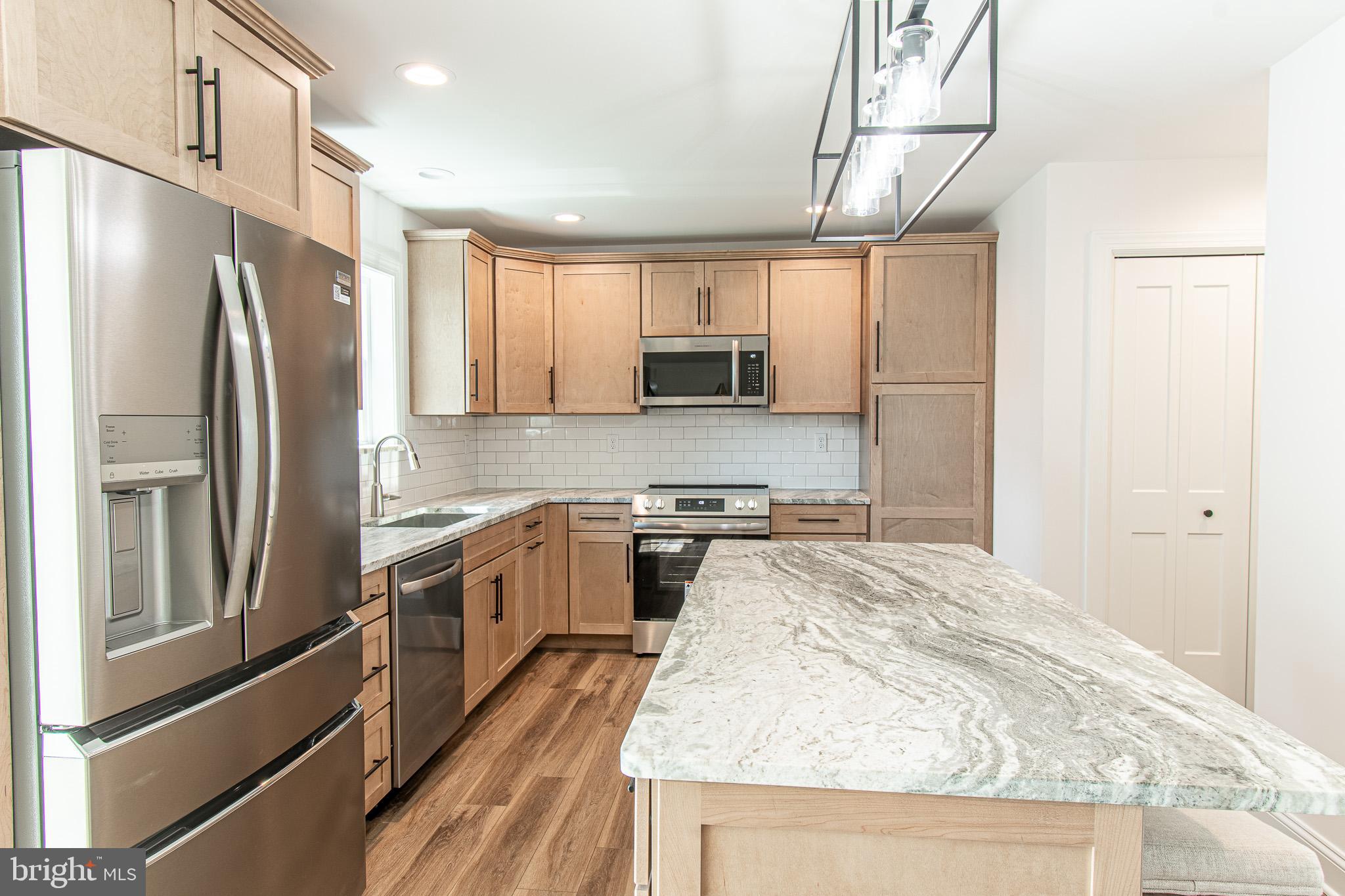 TOWN OF EASTON - Residential