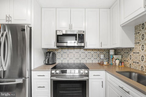 Photo of 4520 36th Street S #B2, ARLINGTON, VA 22206 (MLS # VAAR2076518)