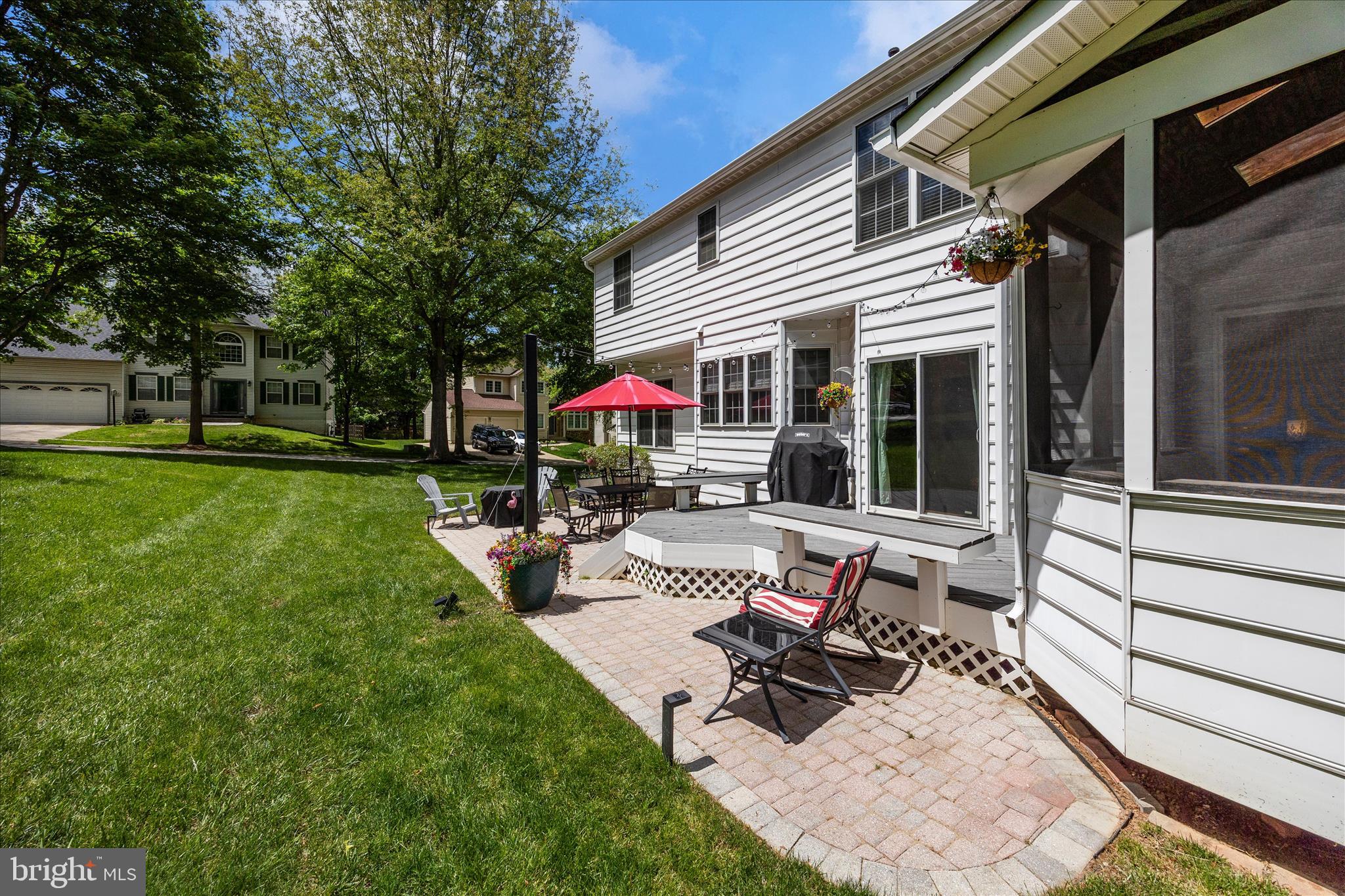 RIVER HILL - Residential