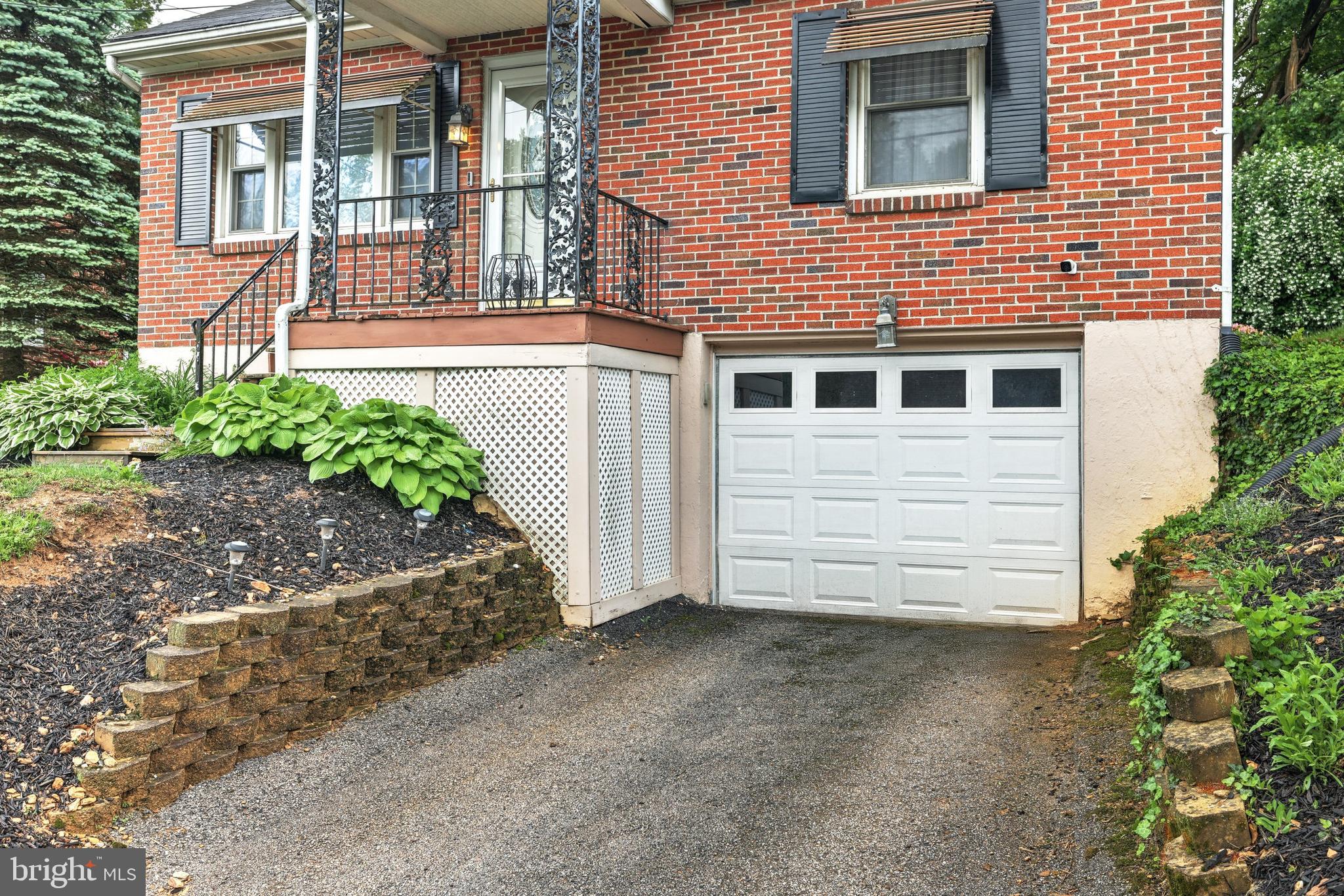 GLEN ROCK BORO - Residential