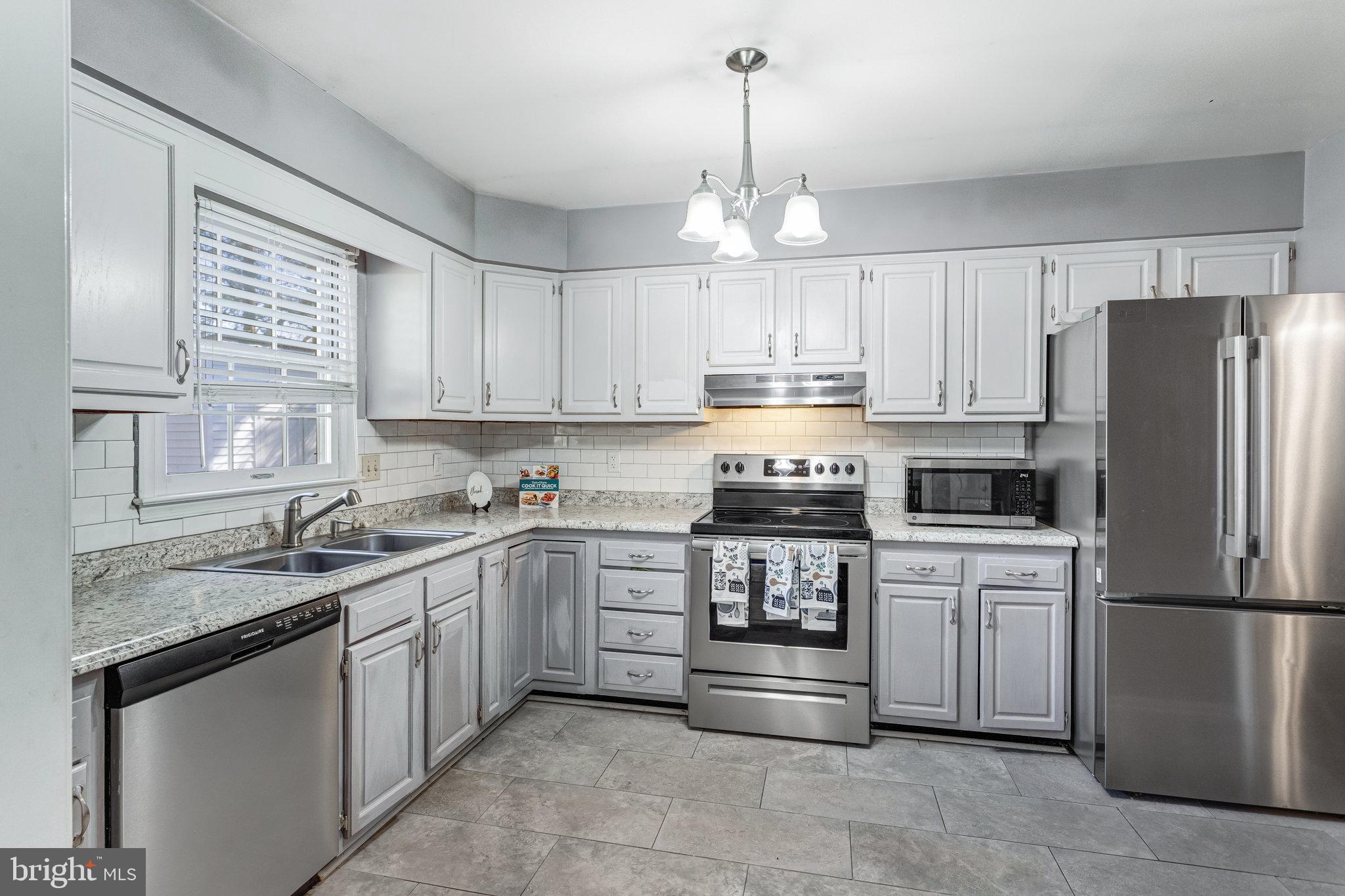SPOTSWOOD ESTATES - Residential