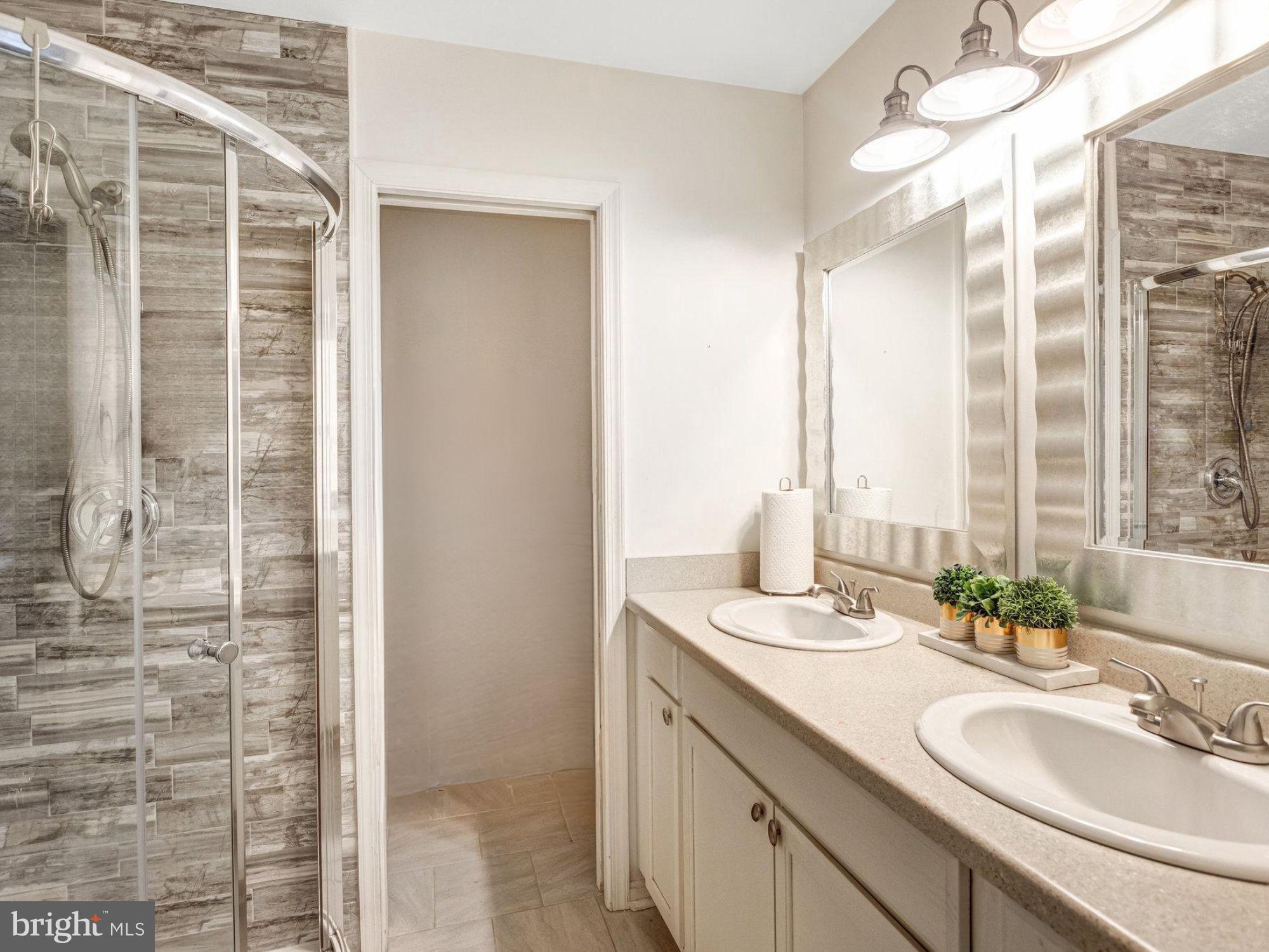SPOTSWOOD ESTATES - Residential