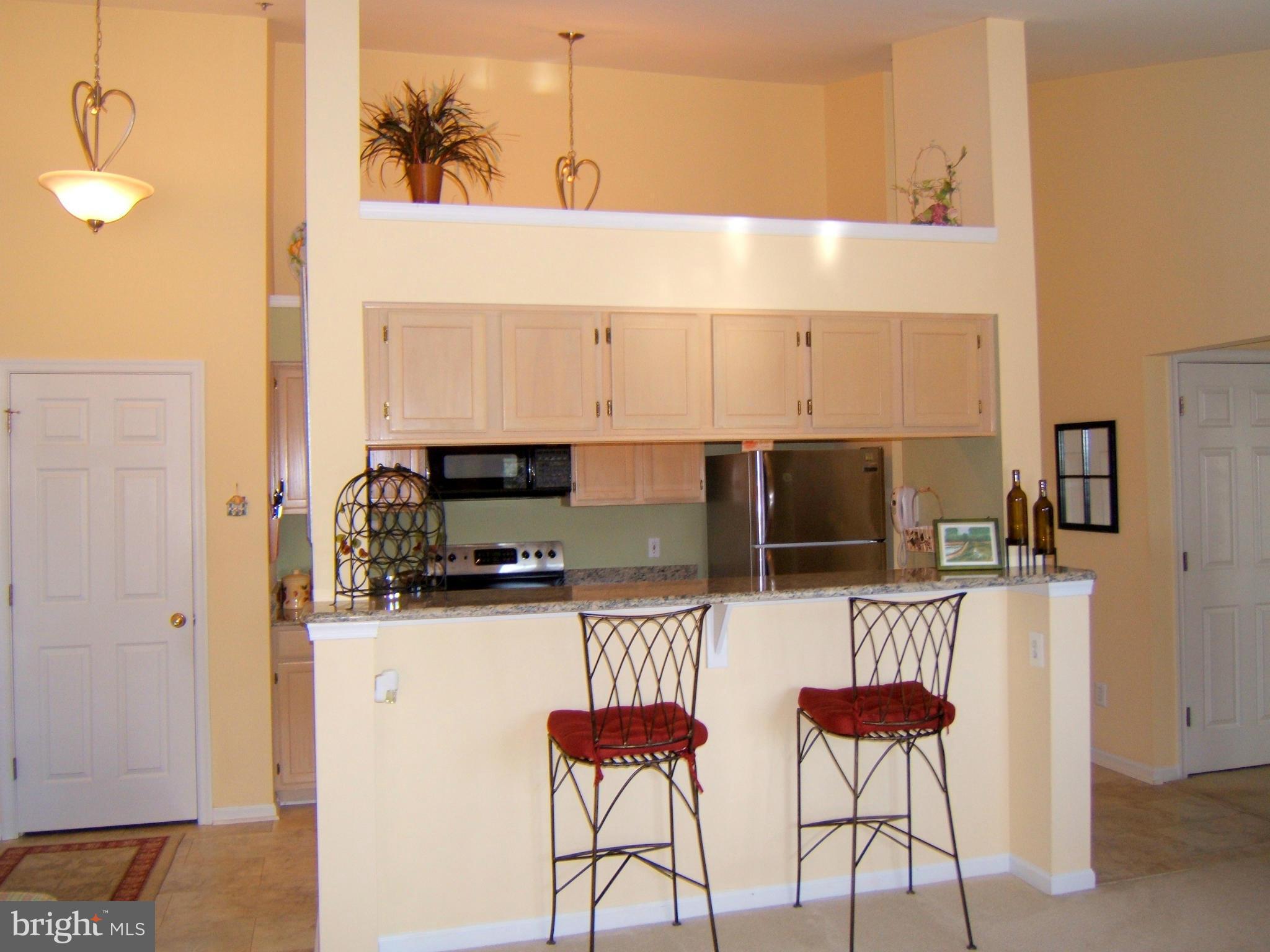 SHERBROOKE CONDO - Residential