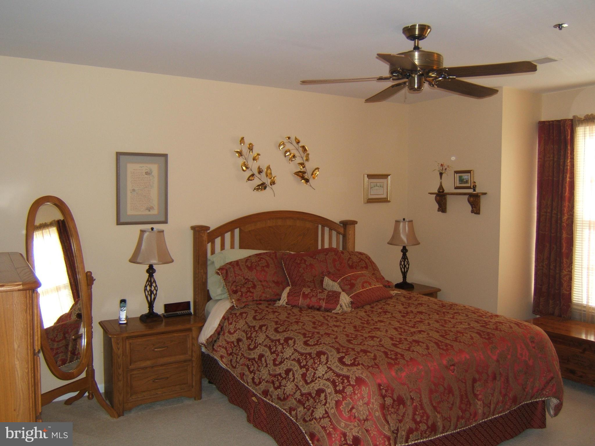 SHERBROOKE CONDO - Residential