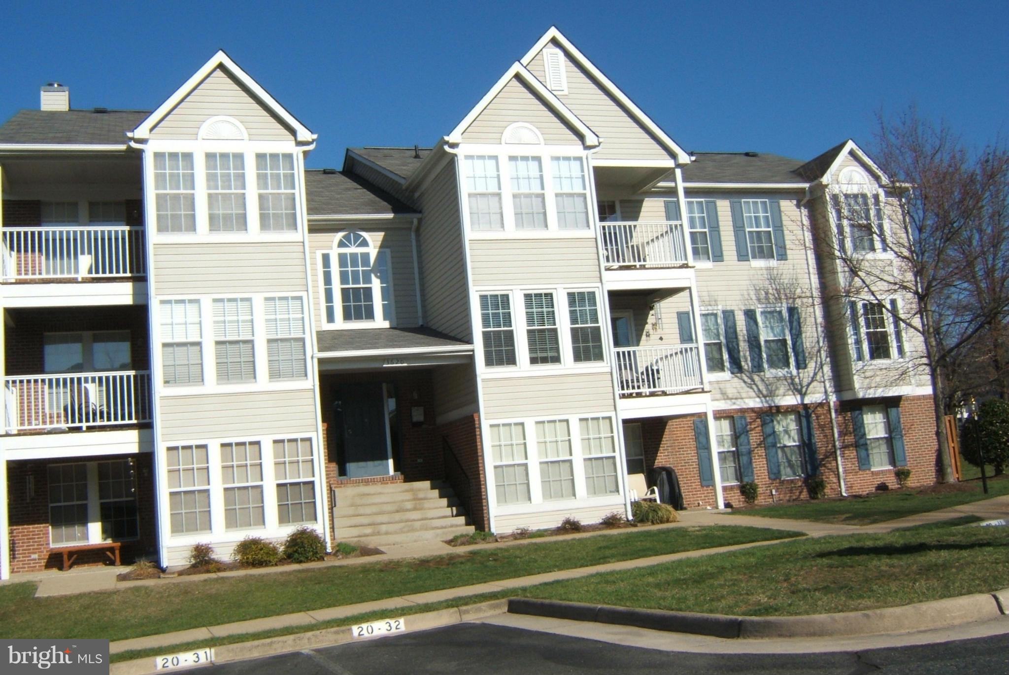 SHERBROOKE CONDO - Residential