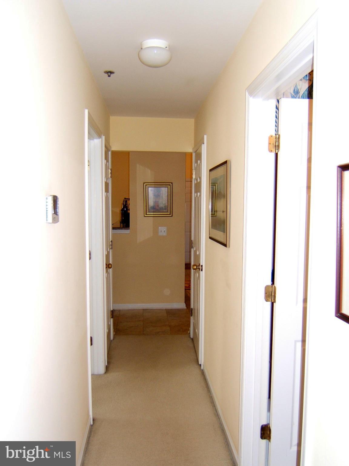 SHERBROOKE CONDO - Residential