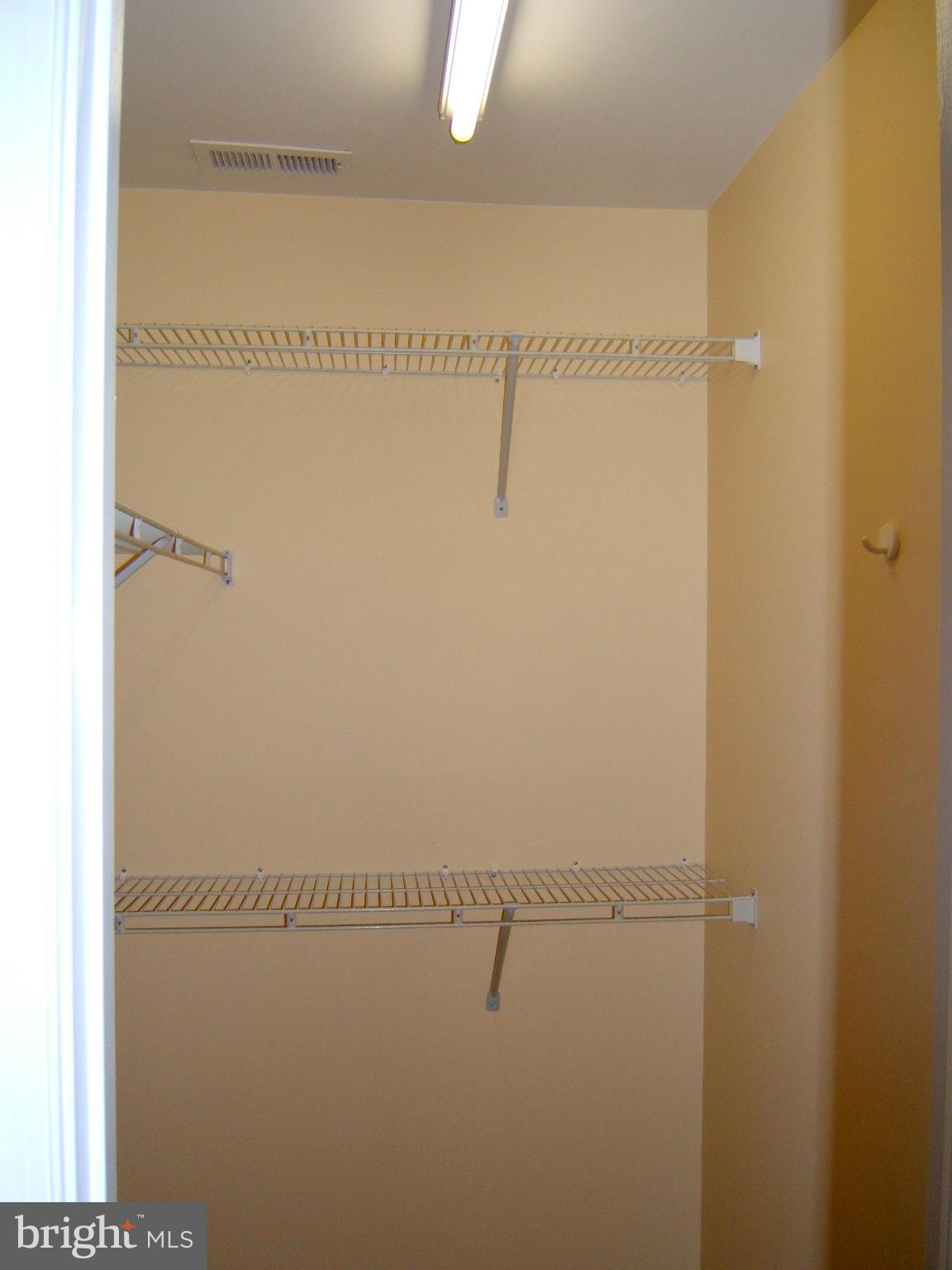 SHERBROOKE CONDO - Residential