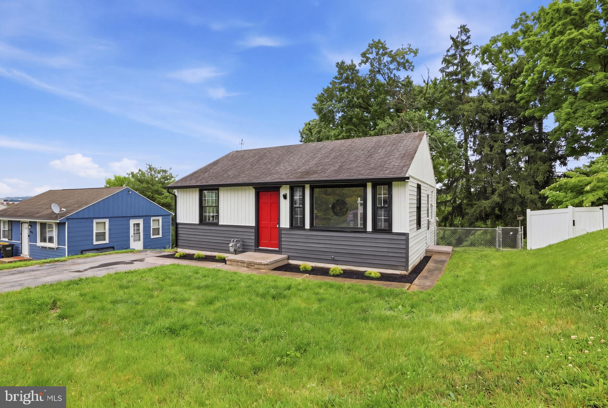 HIGH ACRES - Residential