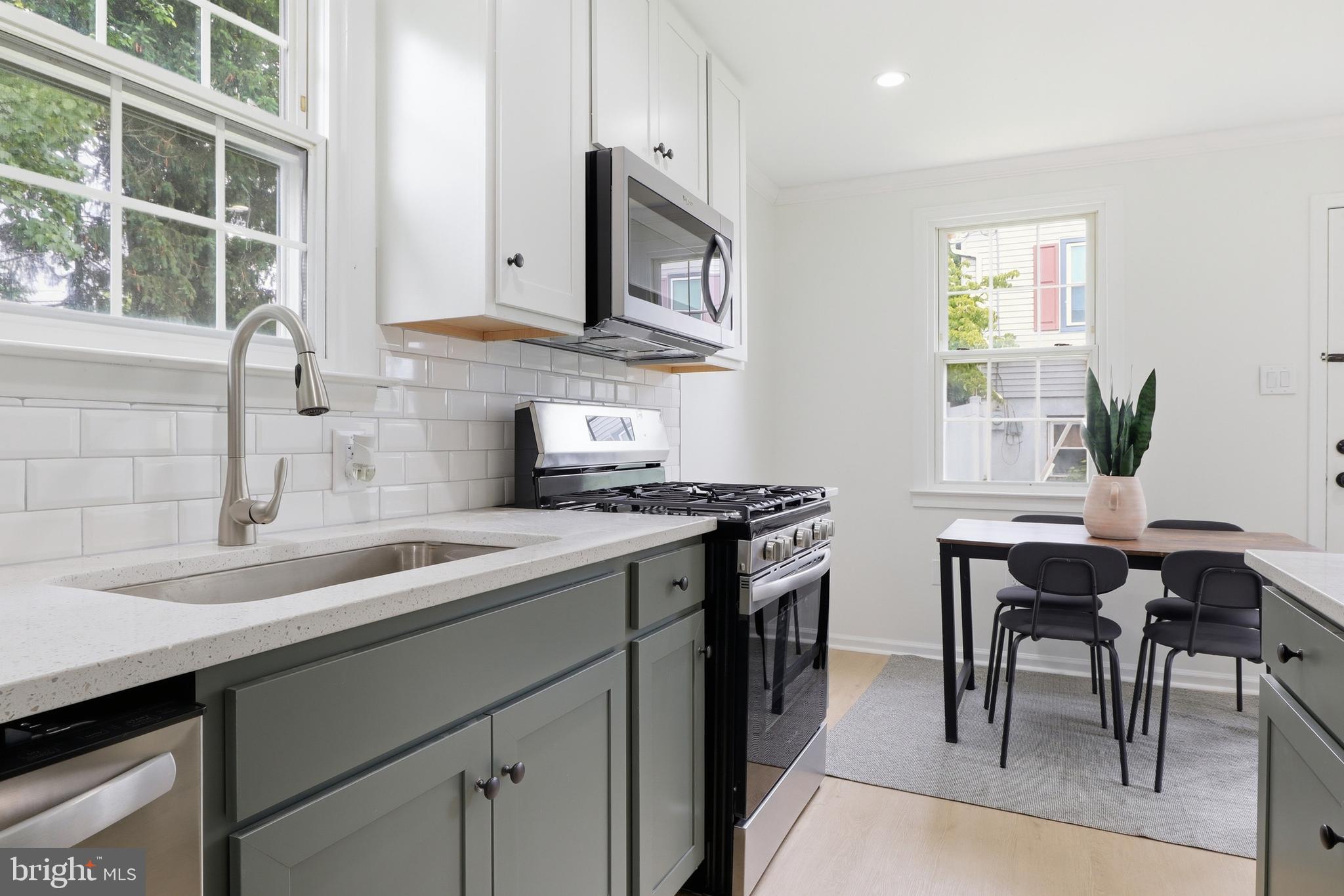 HIGH ACRES - Residential